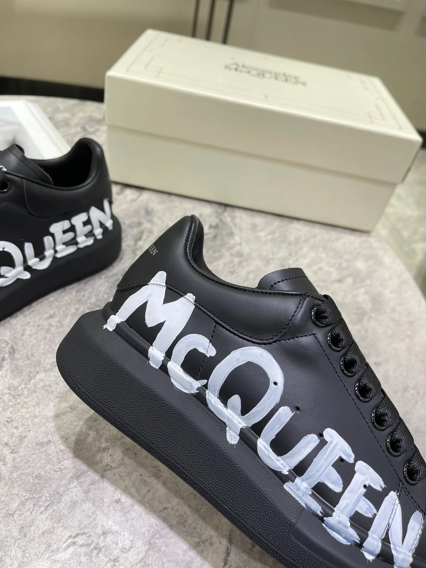 MCQUEEN SNEAKER