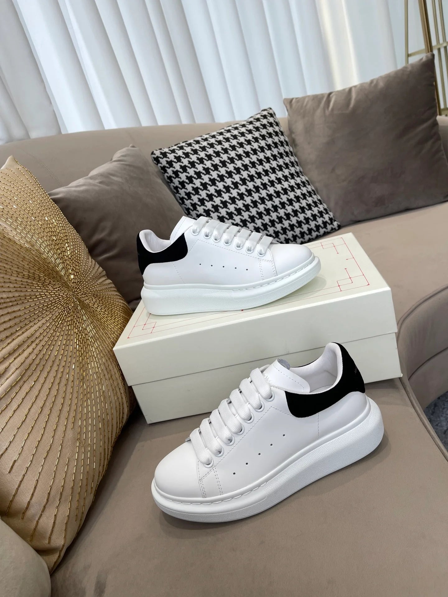 MCQUEEN SNEAKER