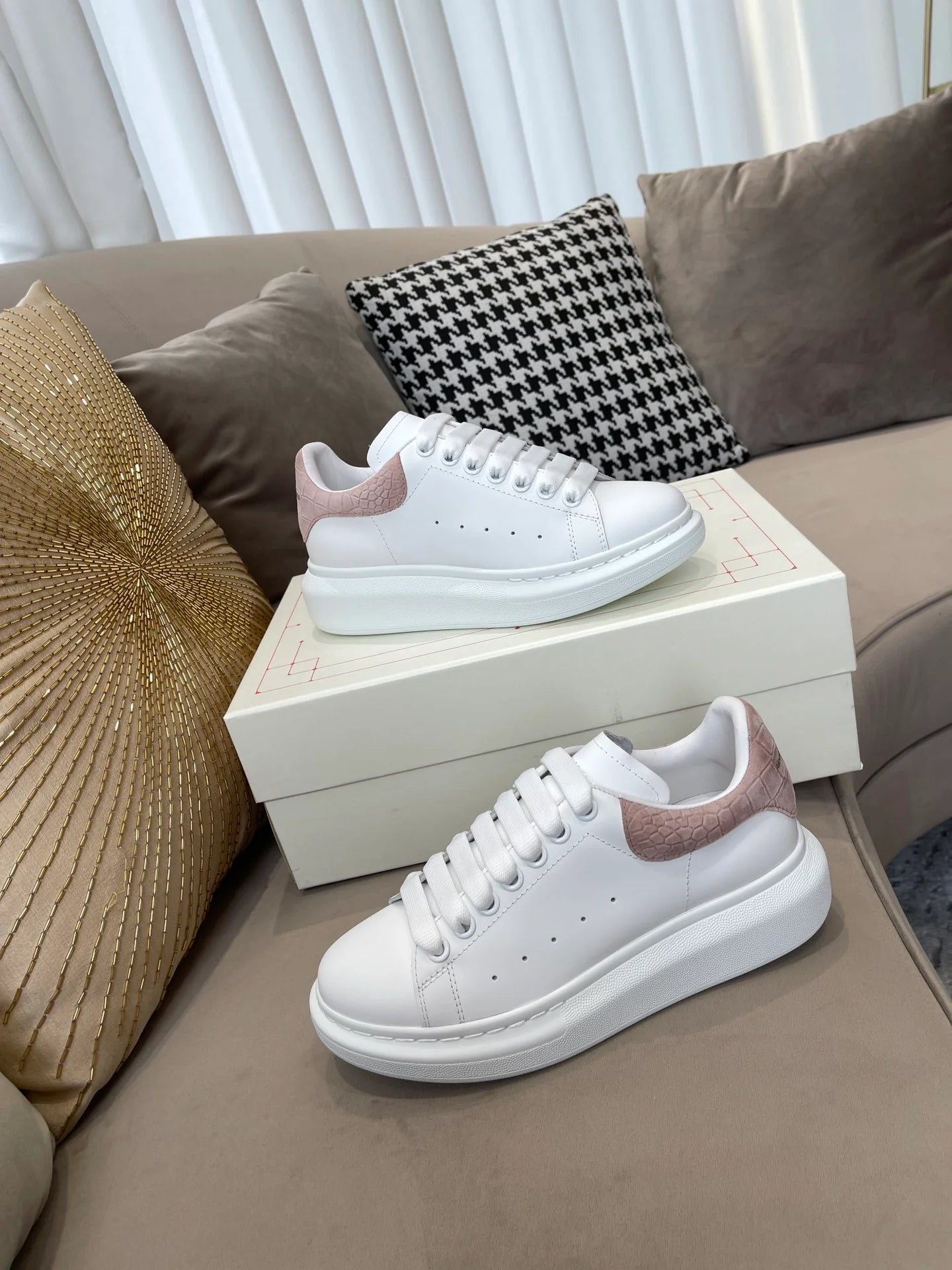 MCQUEEN SNEAKER