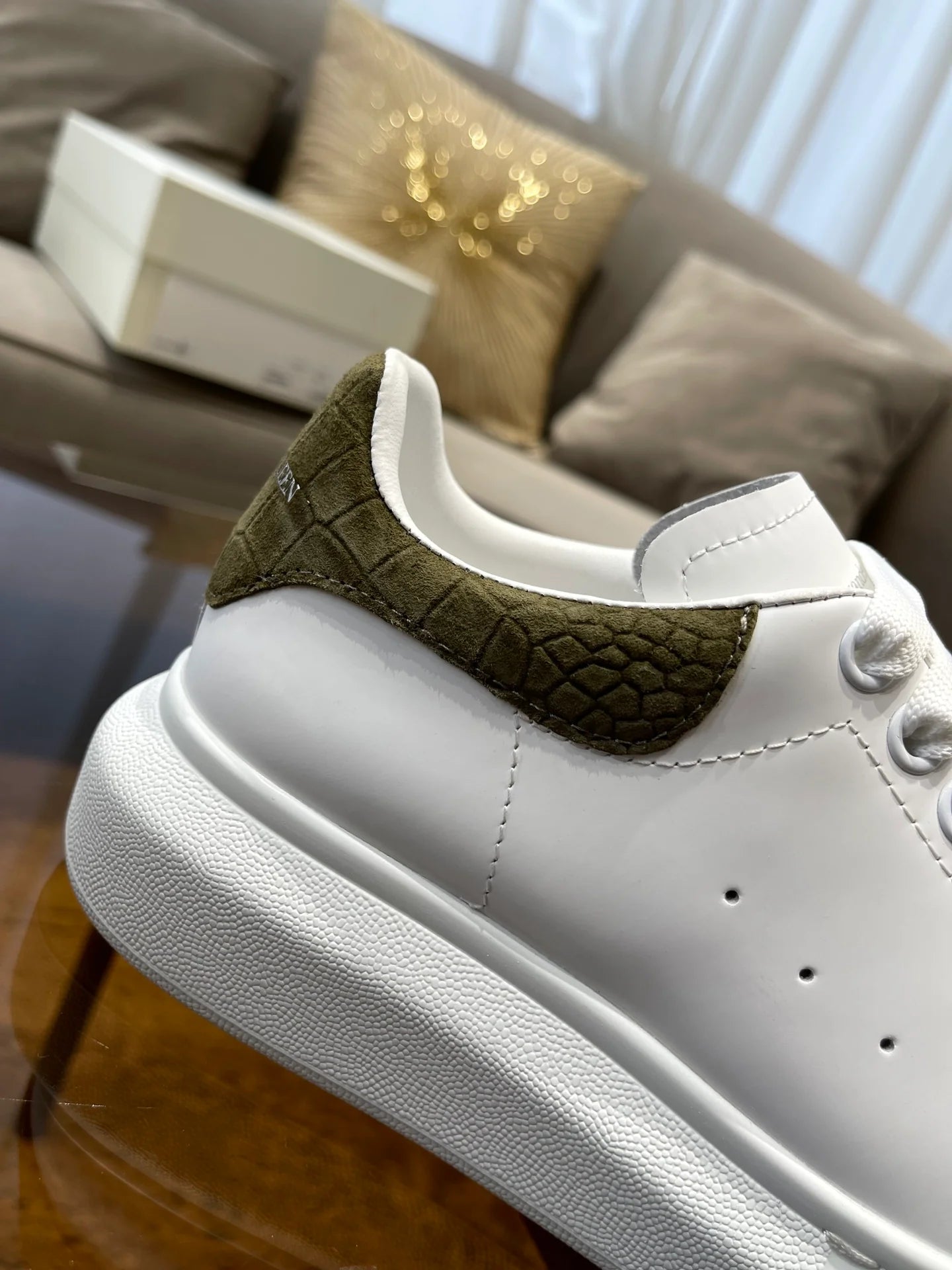 MCQUEEN SNEAKER