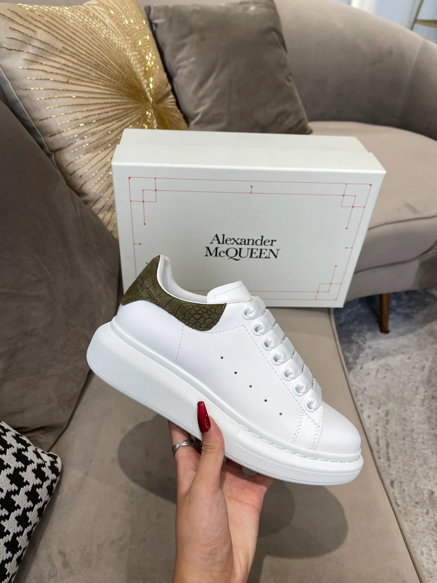 MCQUEEN SNEAKER