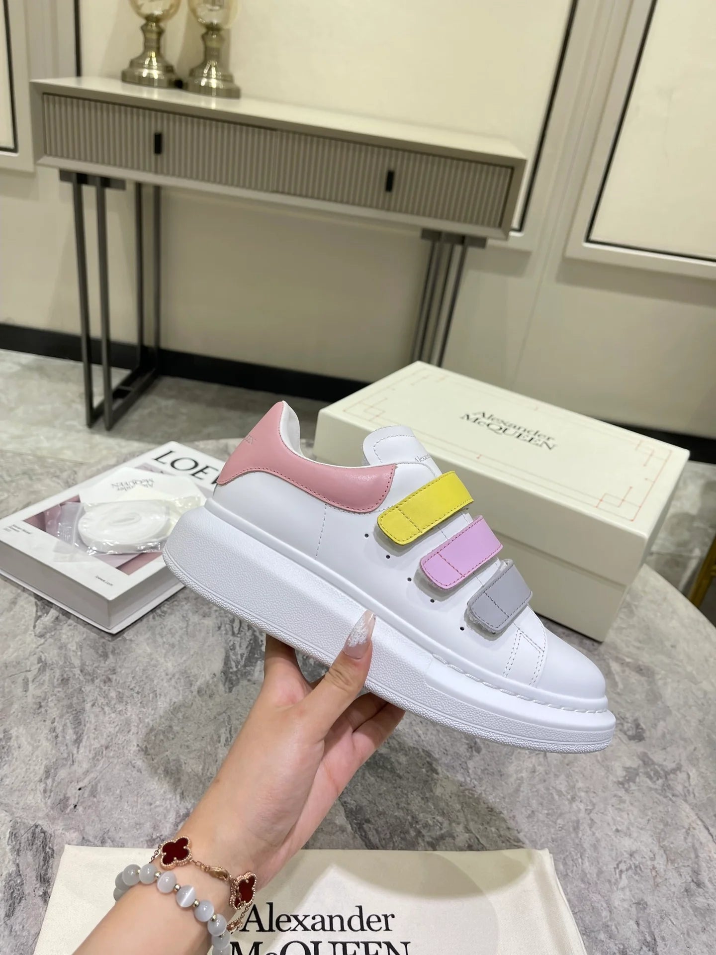 MCQUEEN SNEAKER