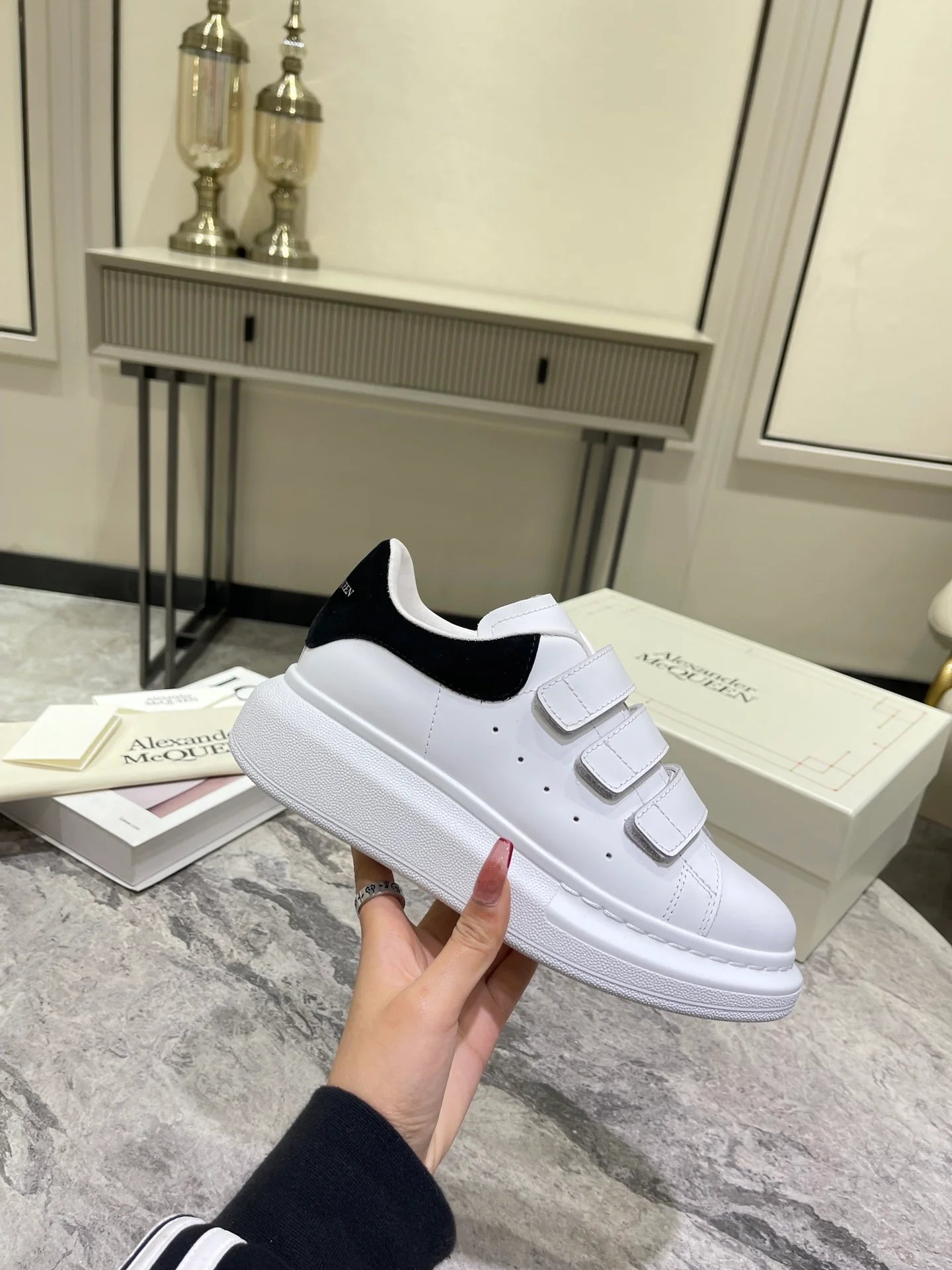 MCQUEEN SNEAKER