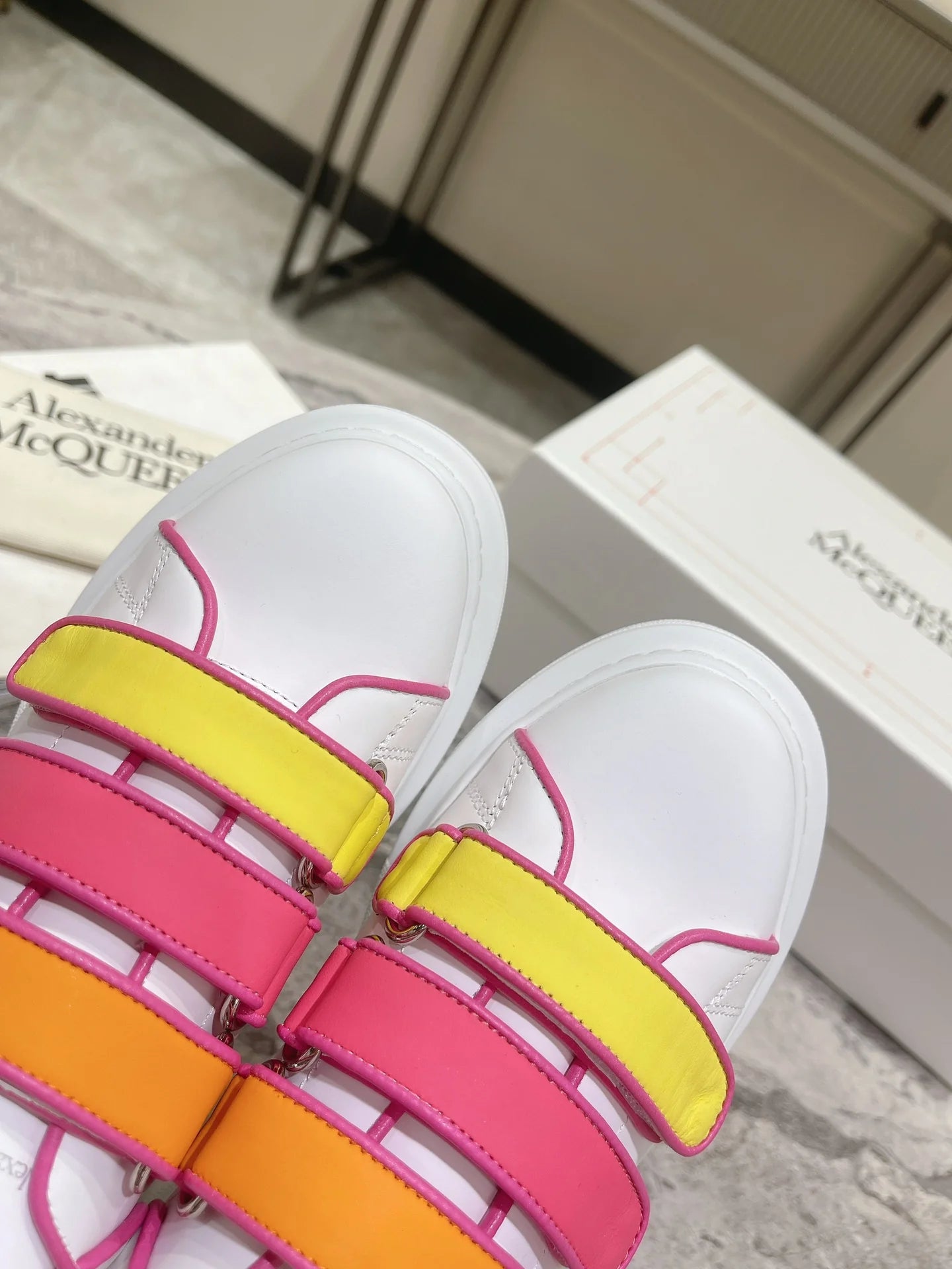 MCQUEEN SNEAKER