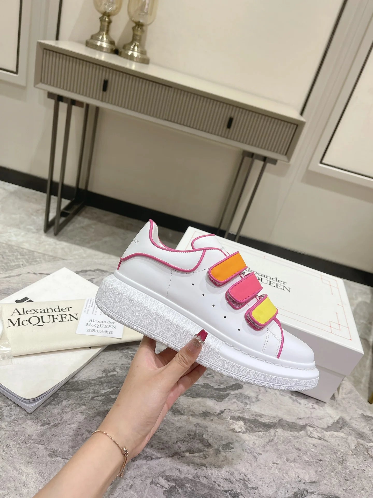 MCQUEEN SNEAKER