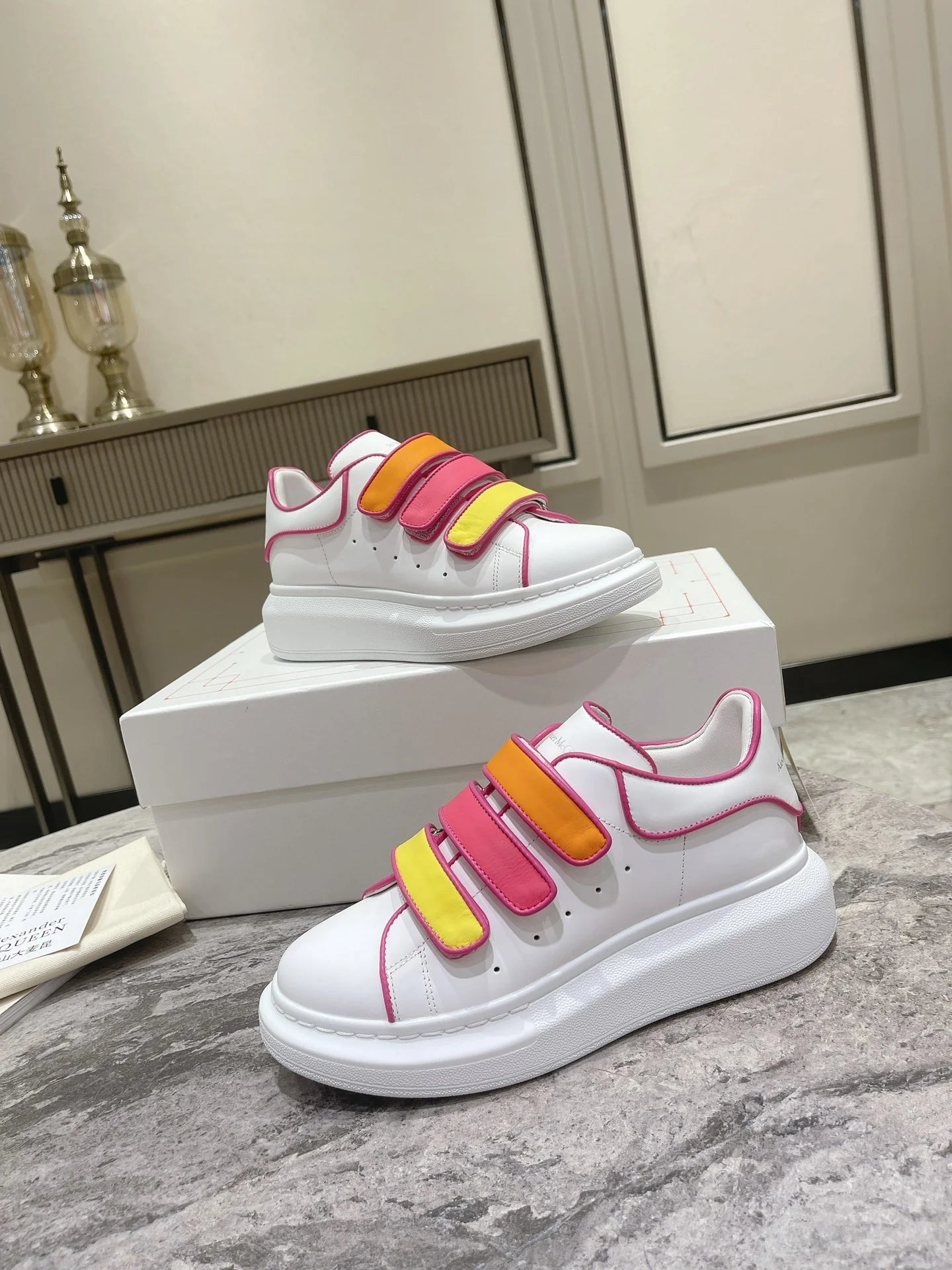 MCQUEEN SNEAKER