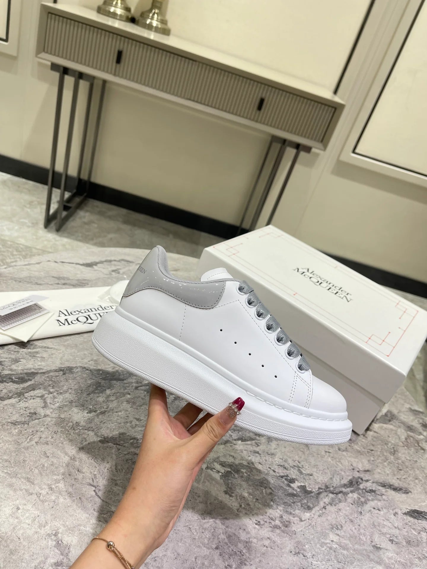 MCQUEEN SNEAKER