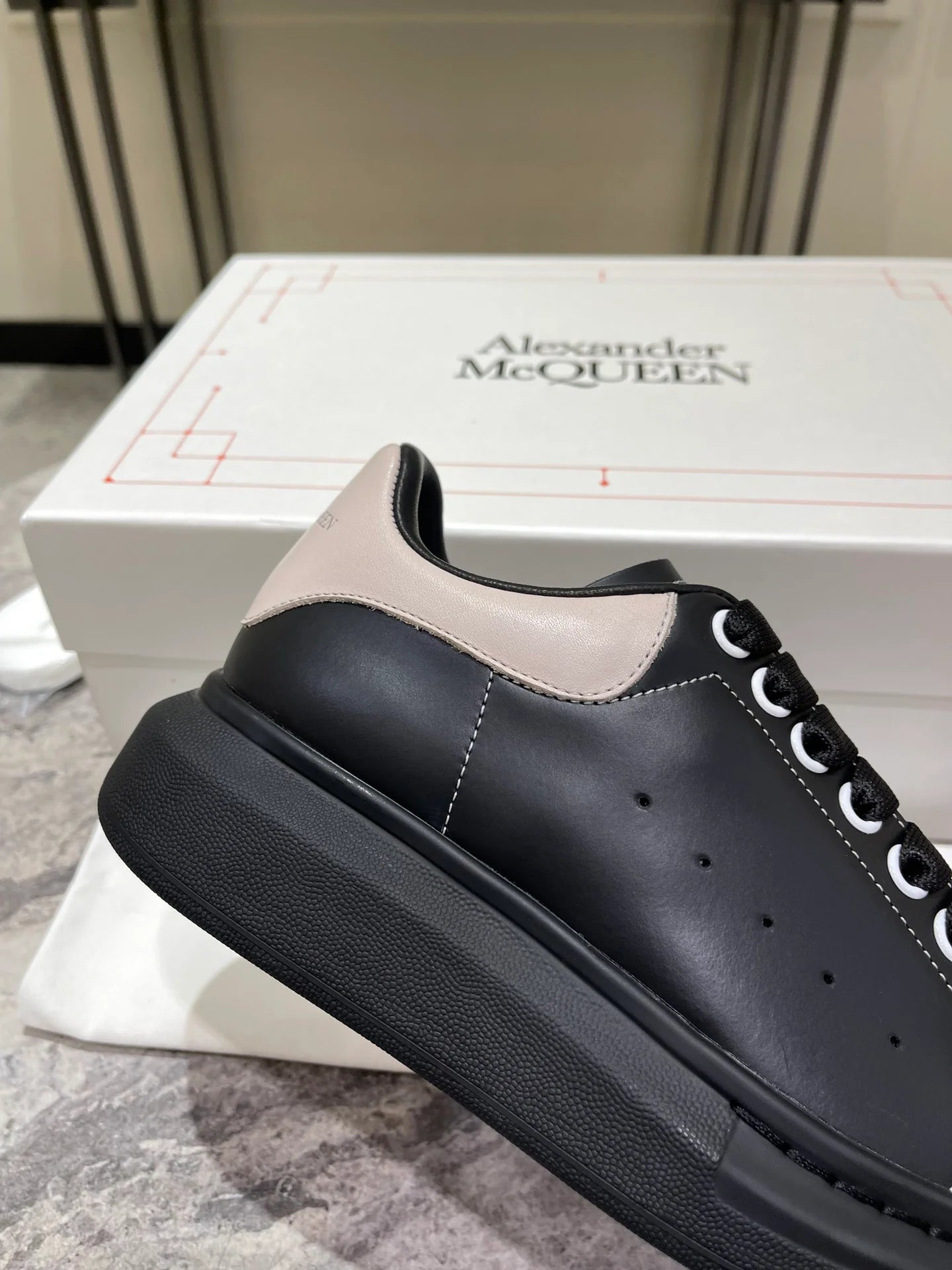 MCQUEEN SNEAKER