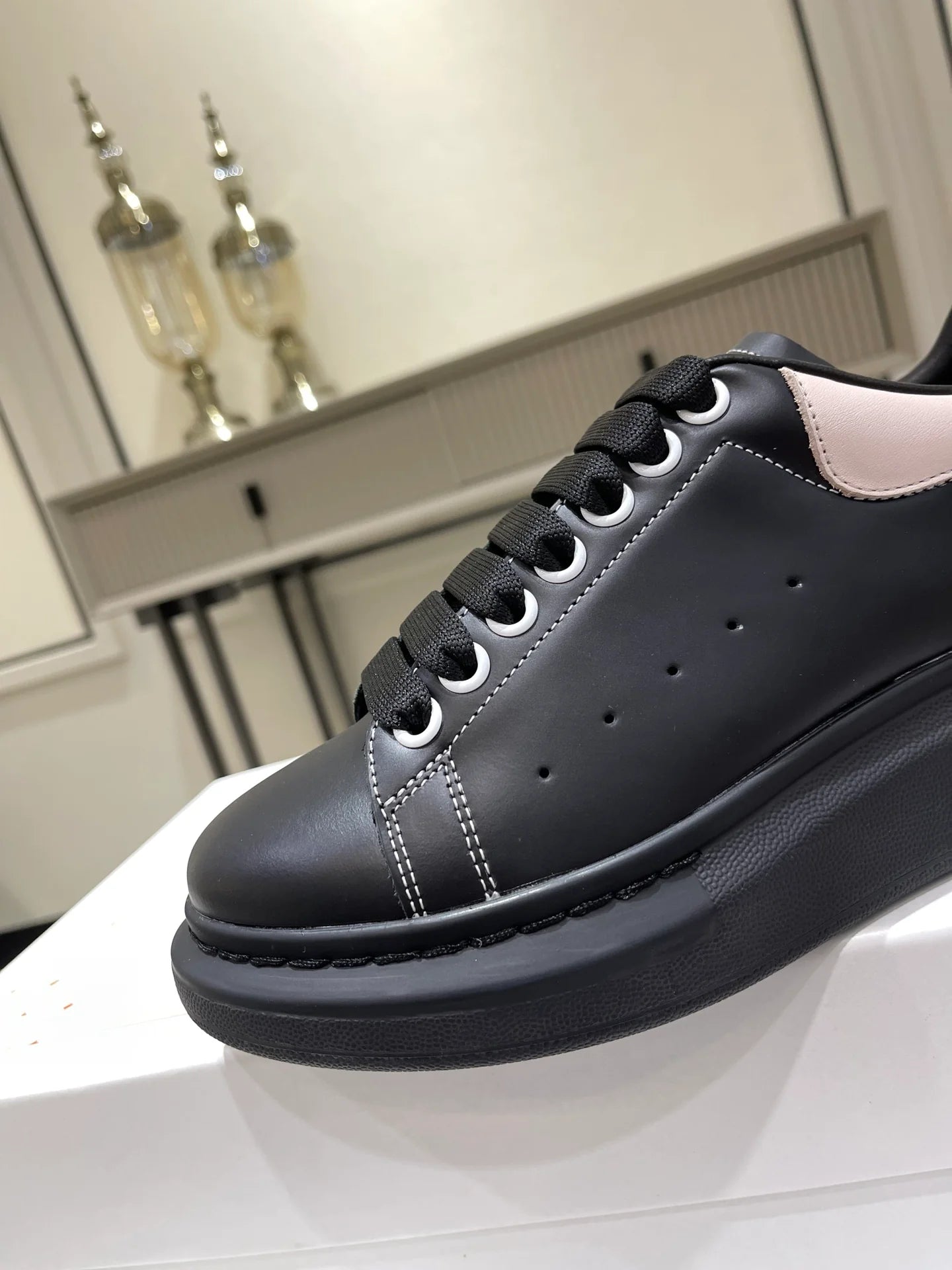 MCQUEEN SNEAKER
