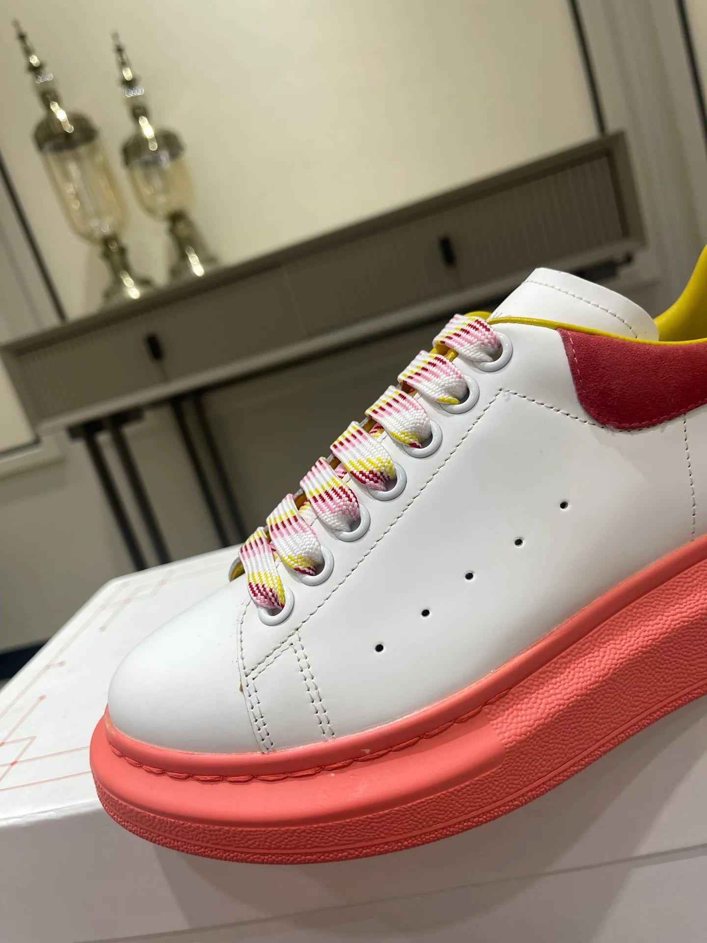 MCQUEEN SNEAKER