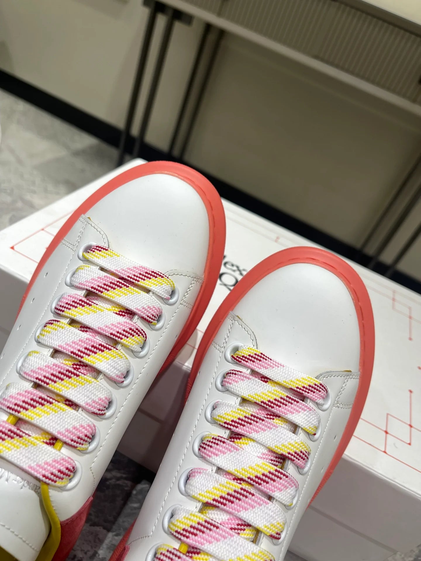 MCQUEEN SNEAKER