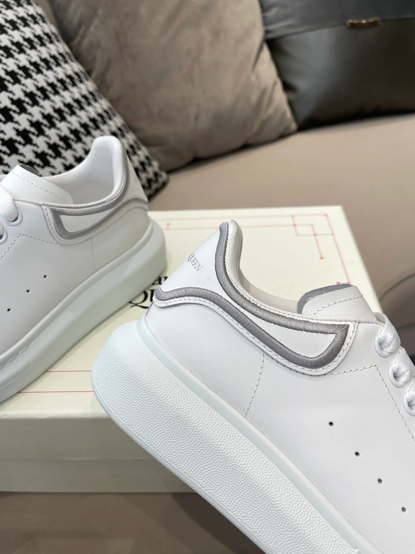 MCQUEEN SNEAKER