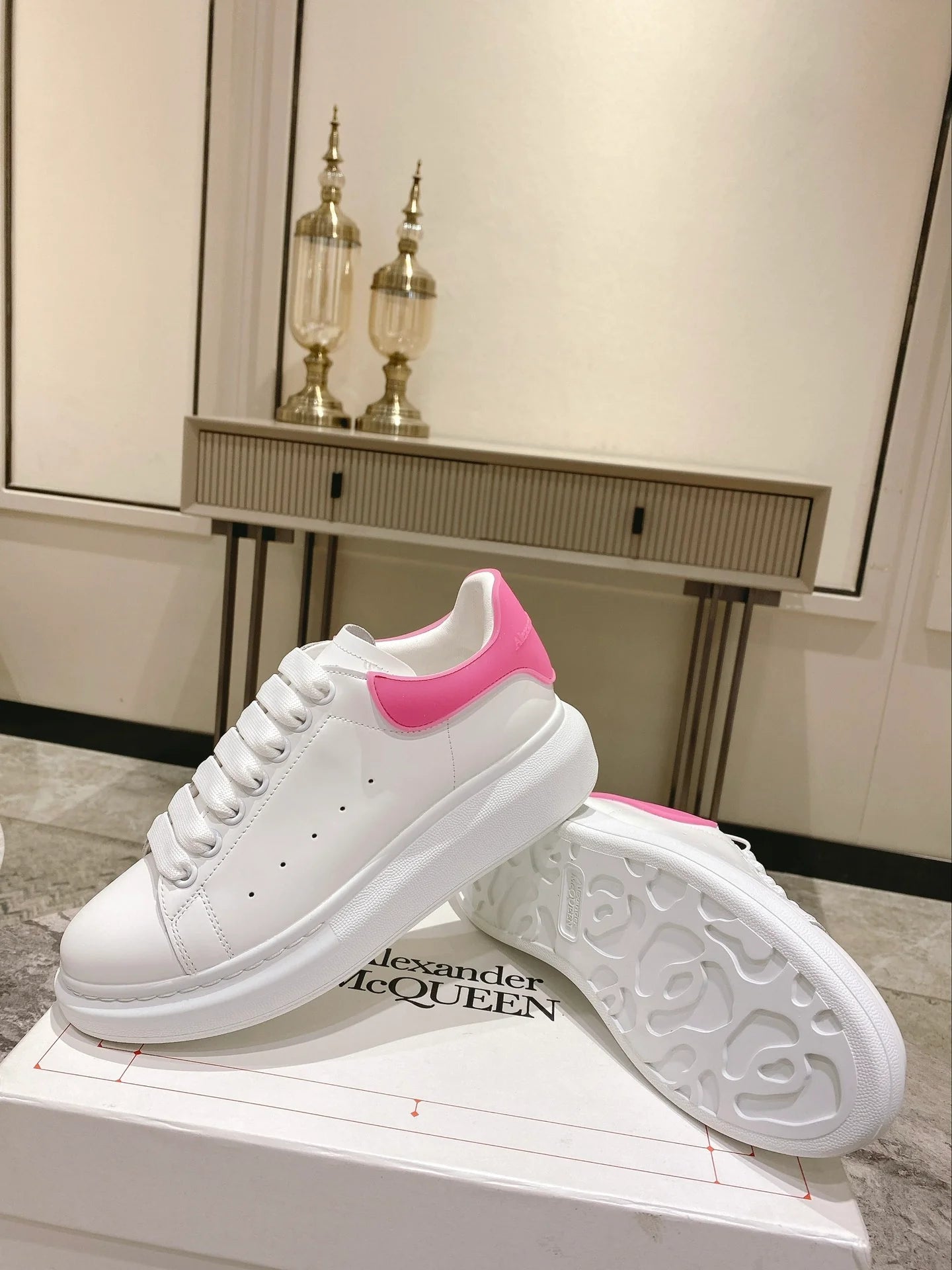 MCQUEEN SNEAKER