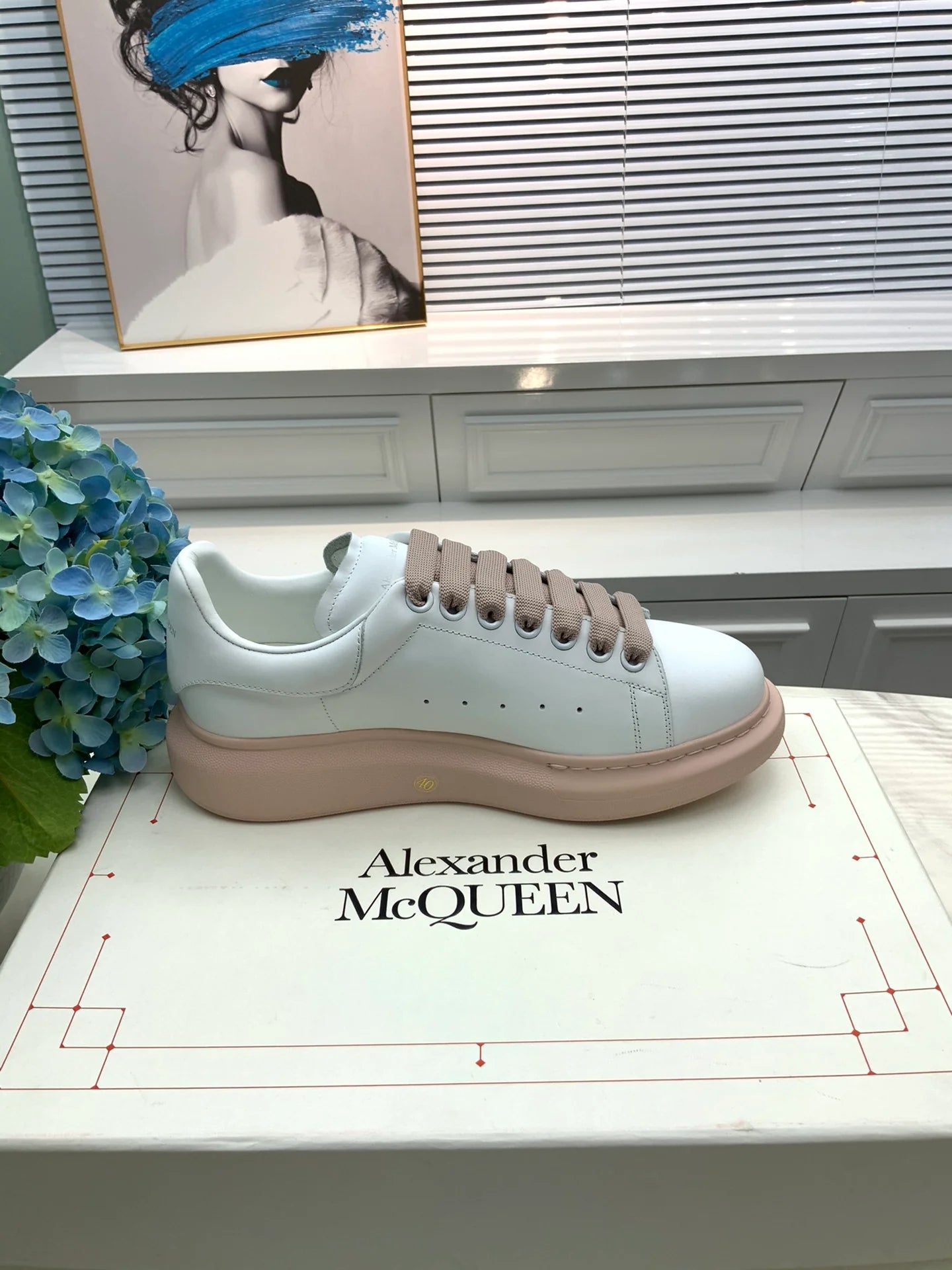 McQUEEN SNEAKER