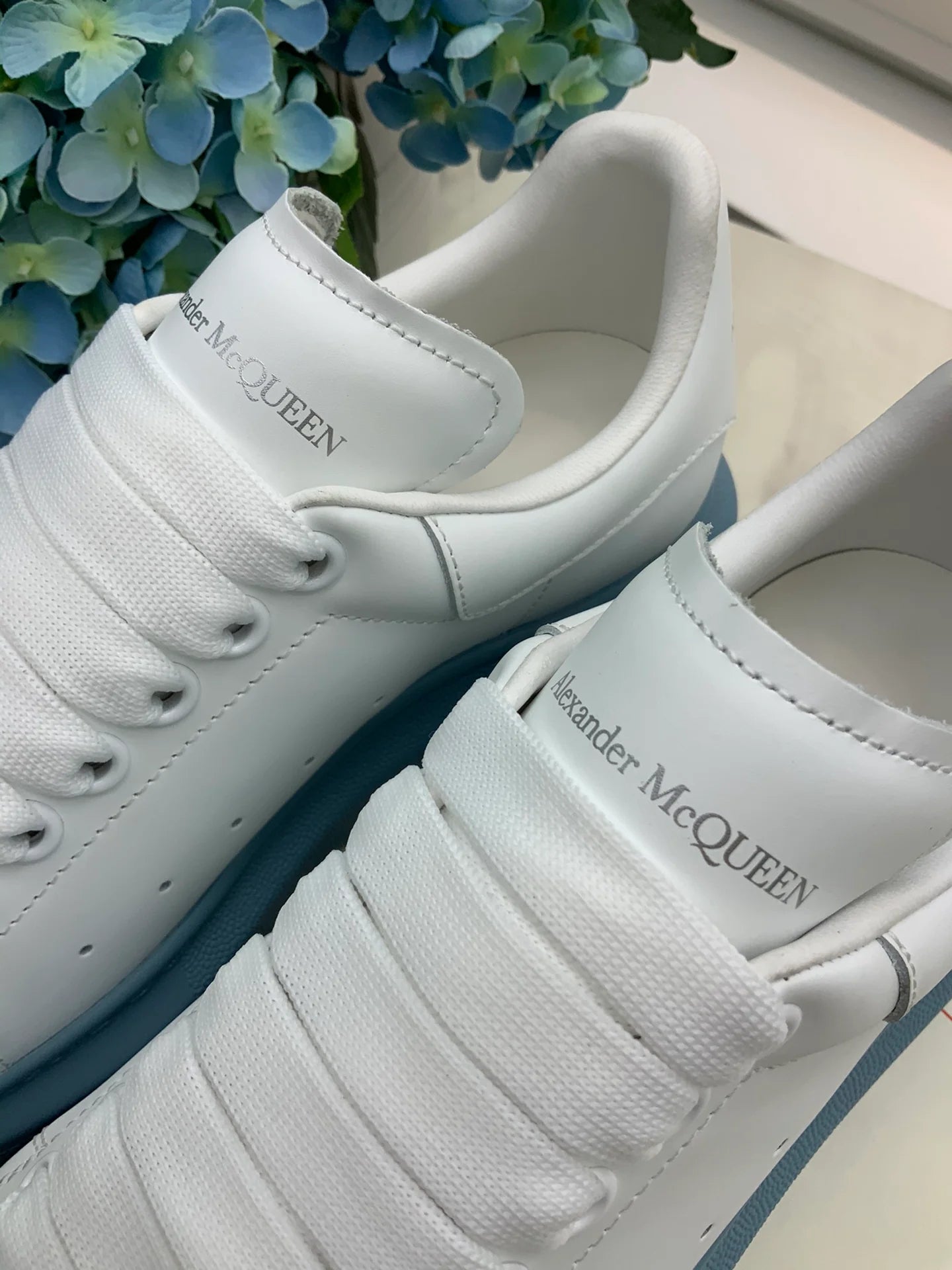 McQUEEN SNEAKER
