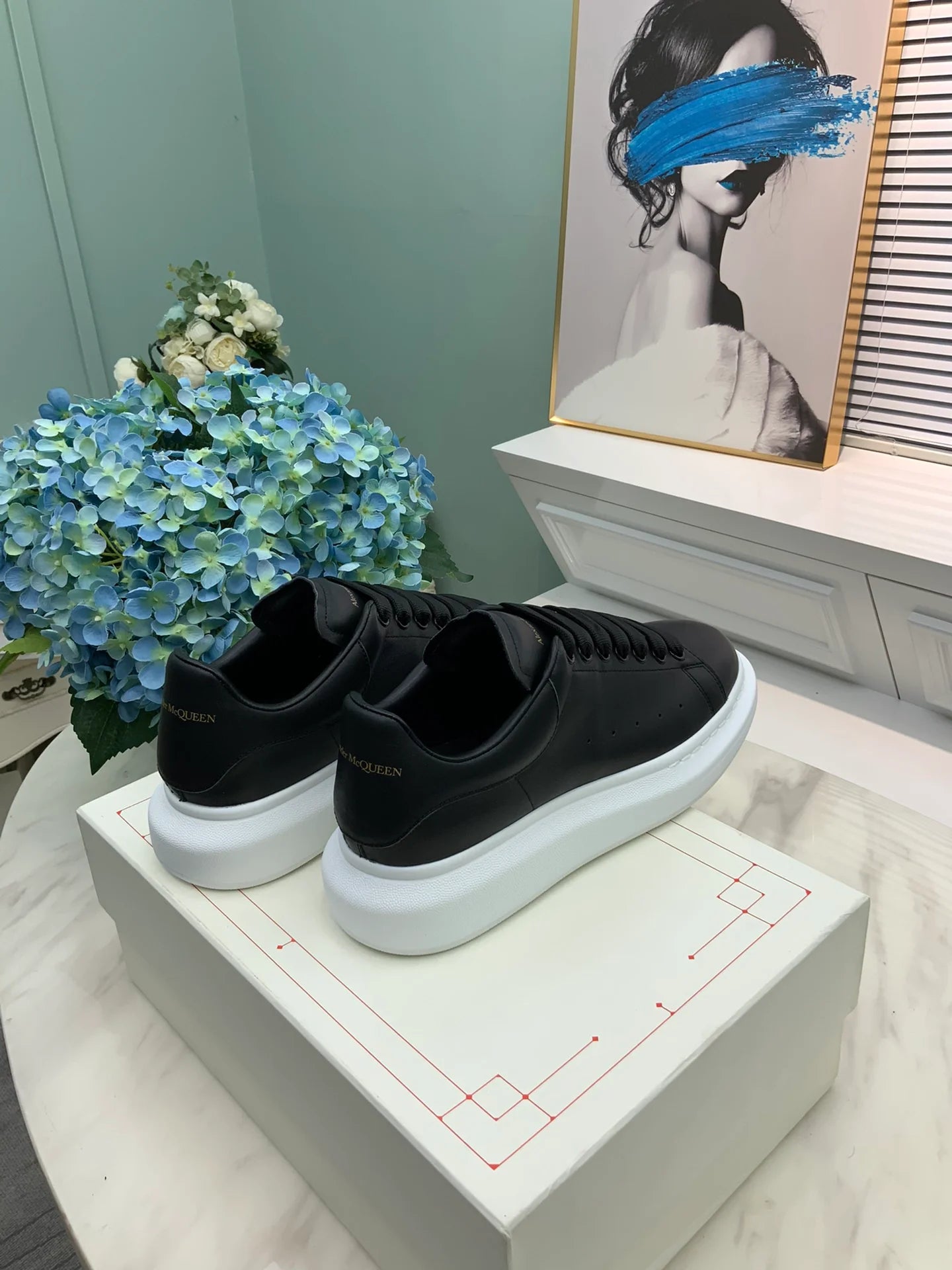 McQUEEN SNEAKER