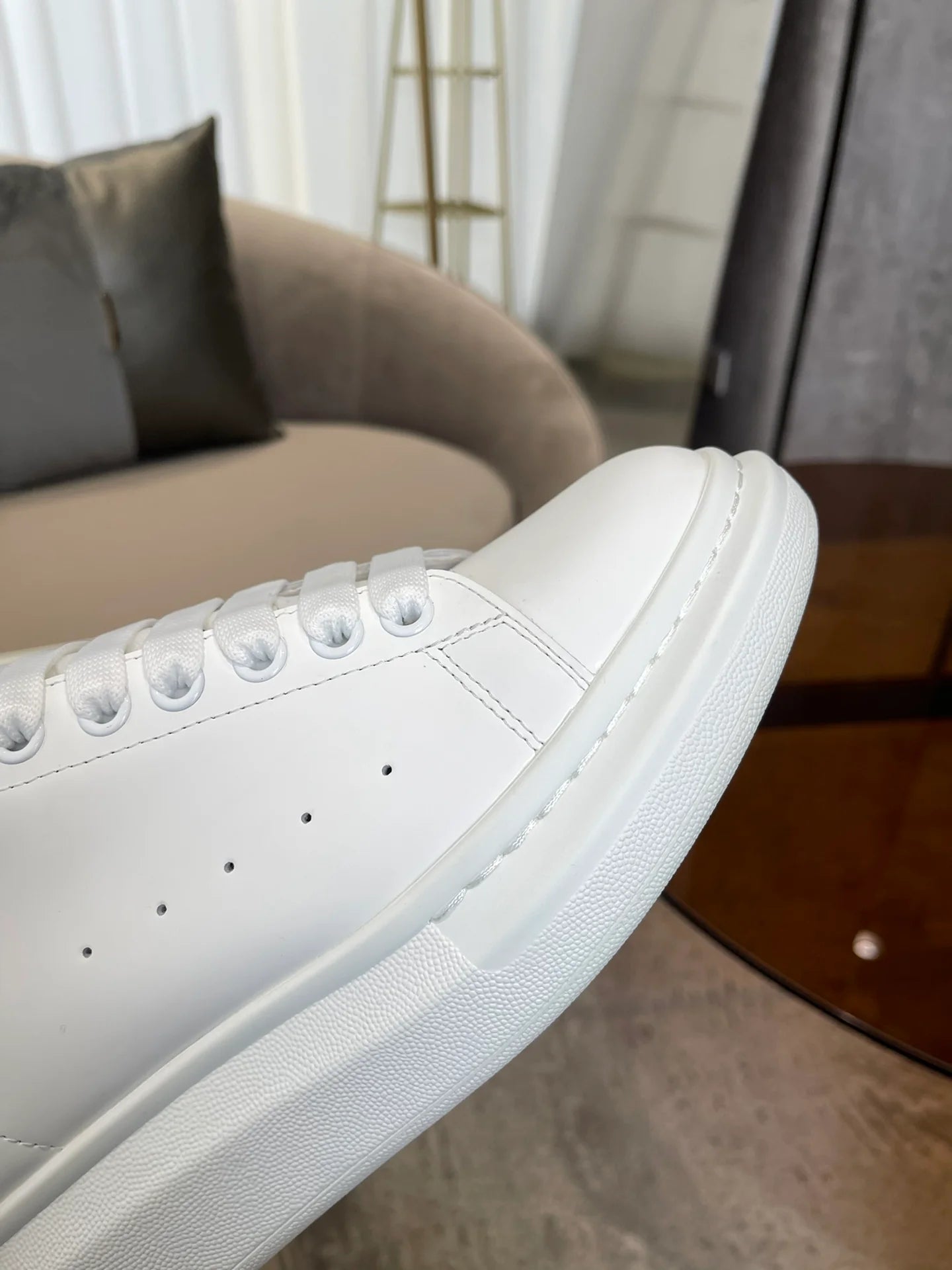 McQUEEN SNEAKER