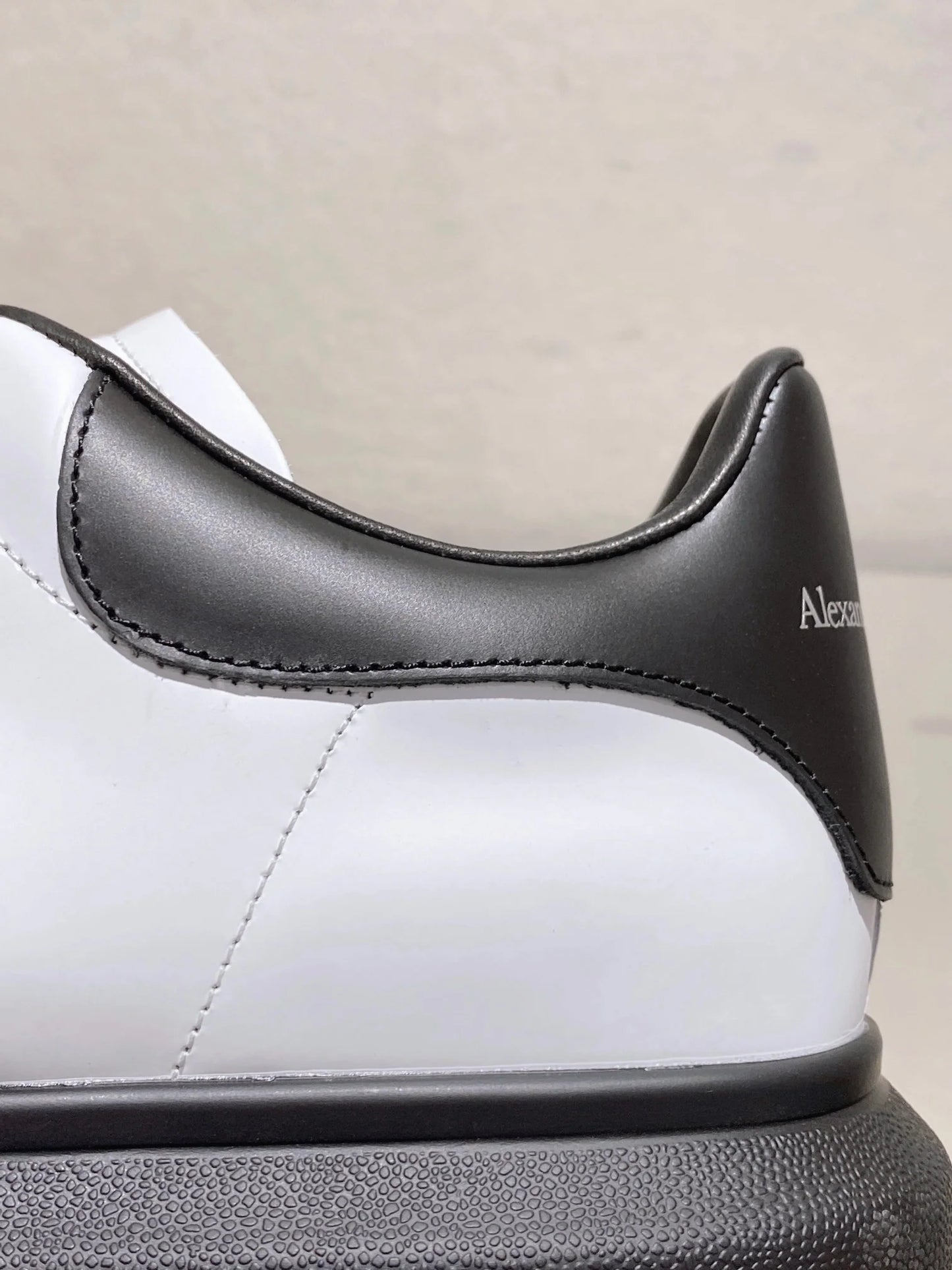 McQUEEN SNEAKER