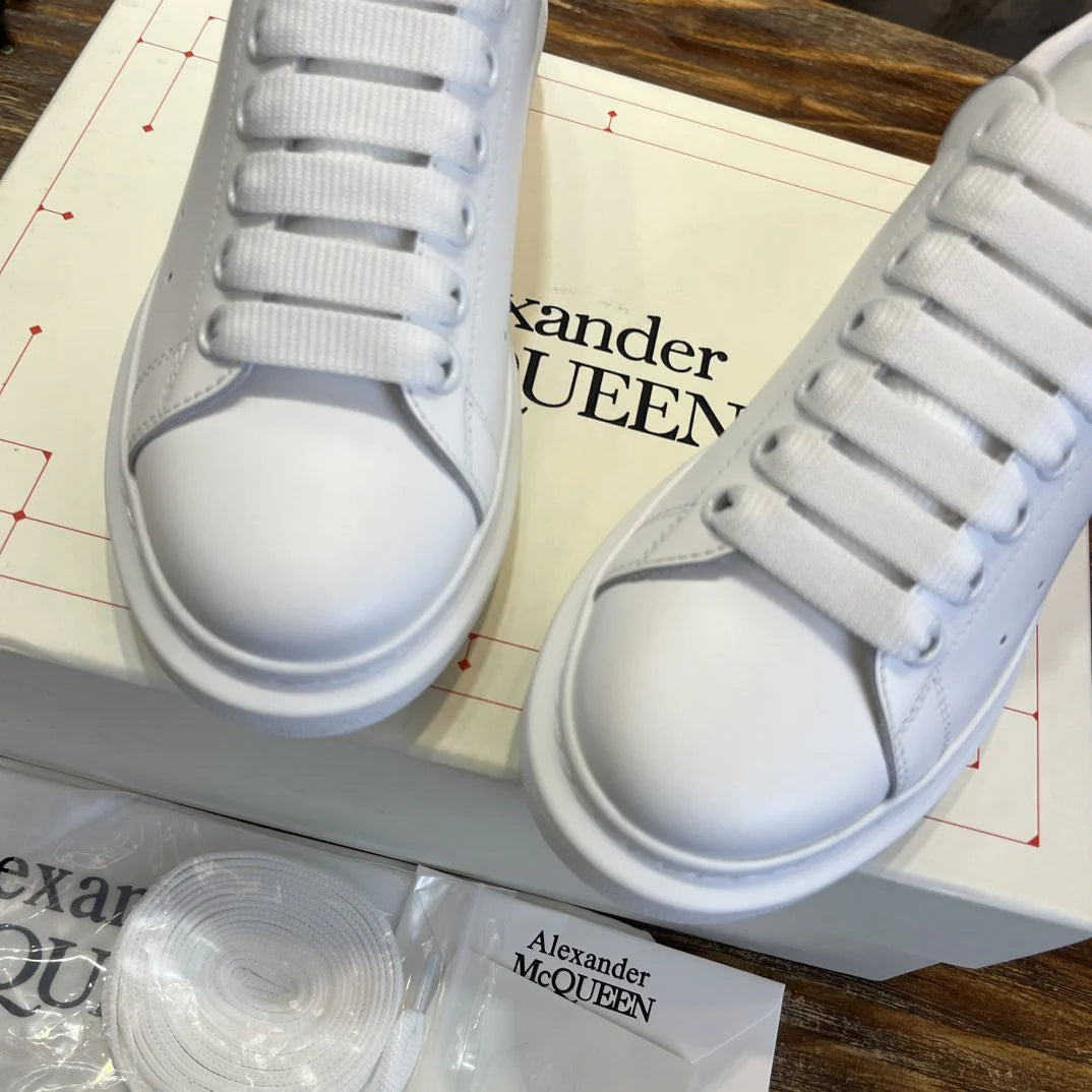 MCQUEEN SNEAKER