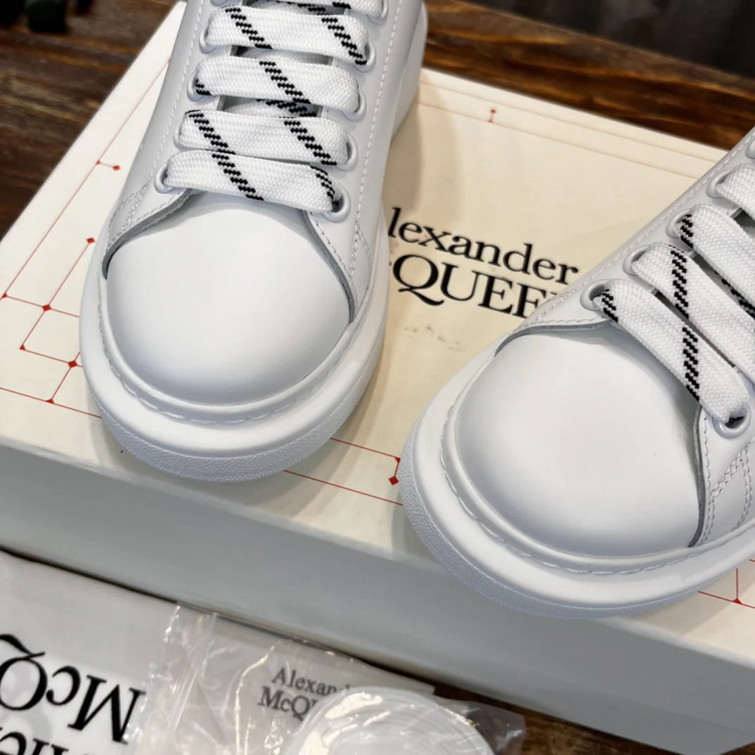 MCQUEEN SNEAKER