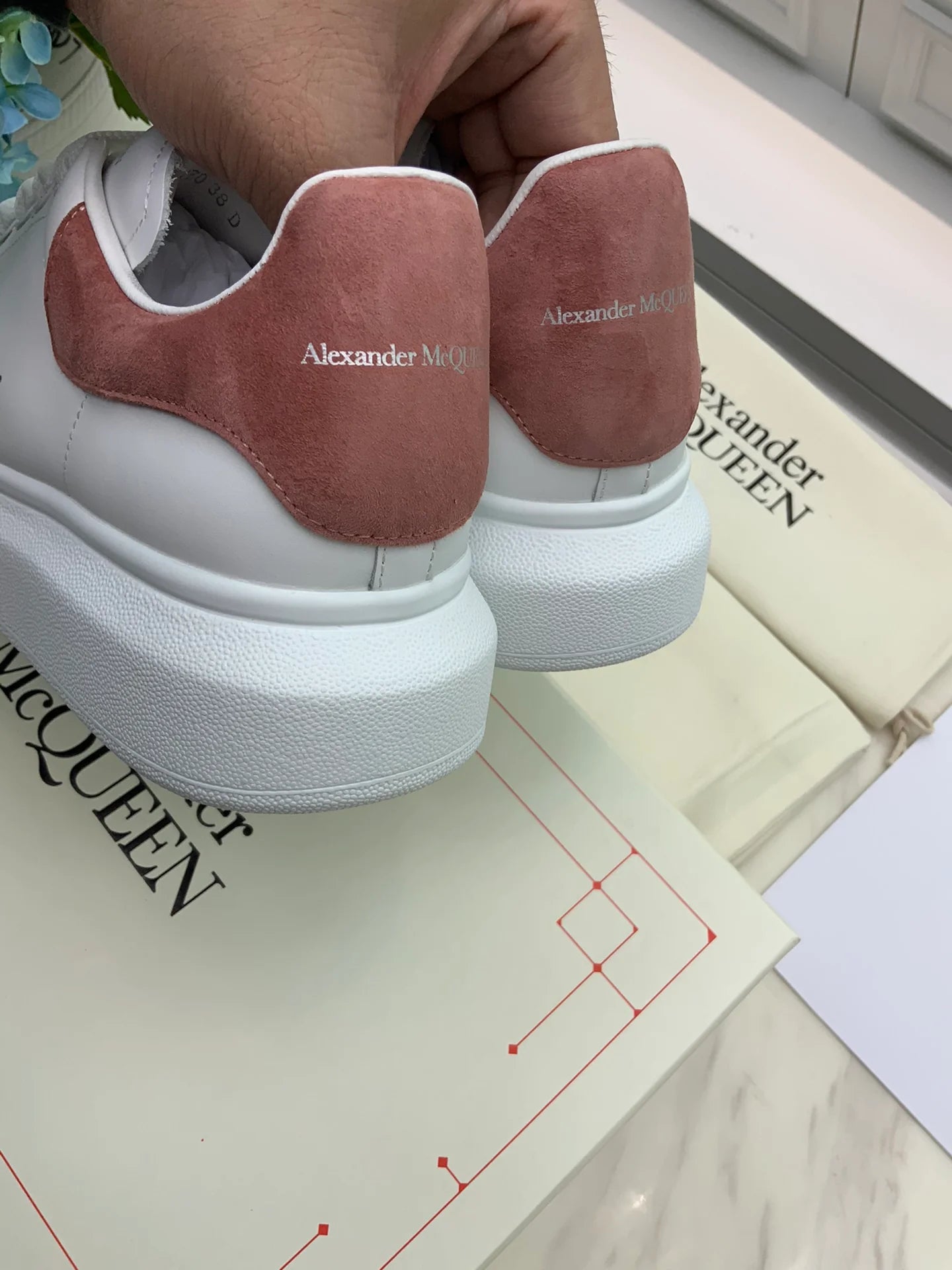 MCQUEEN SNEAKER