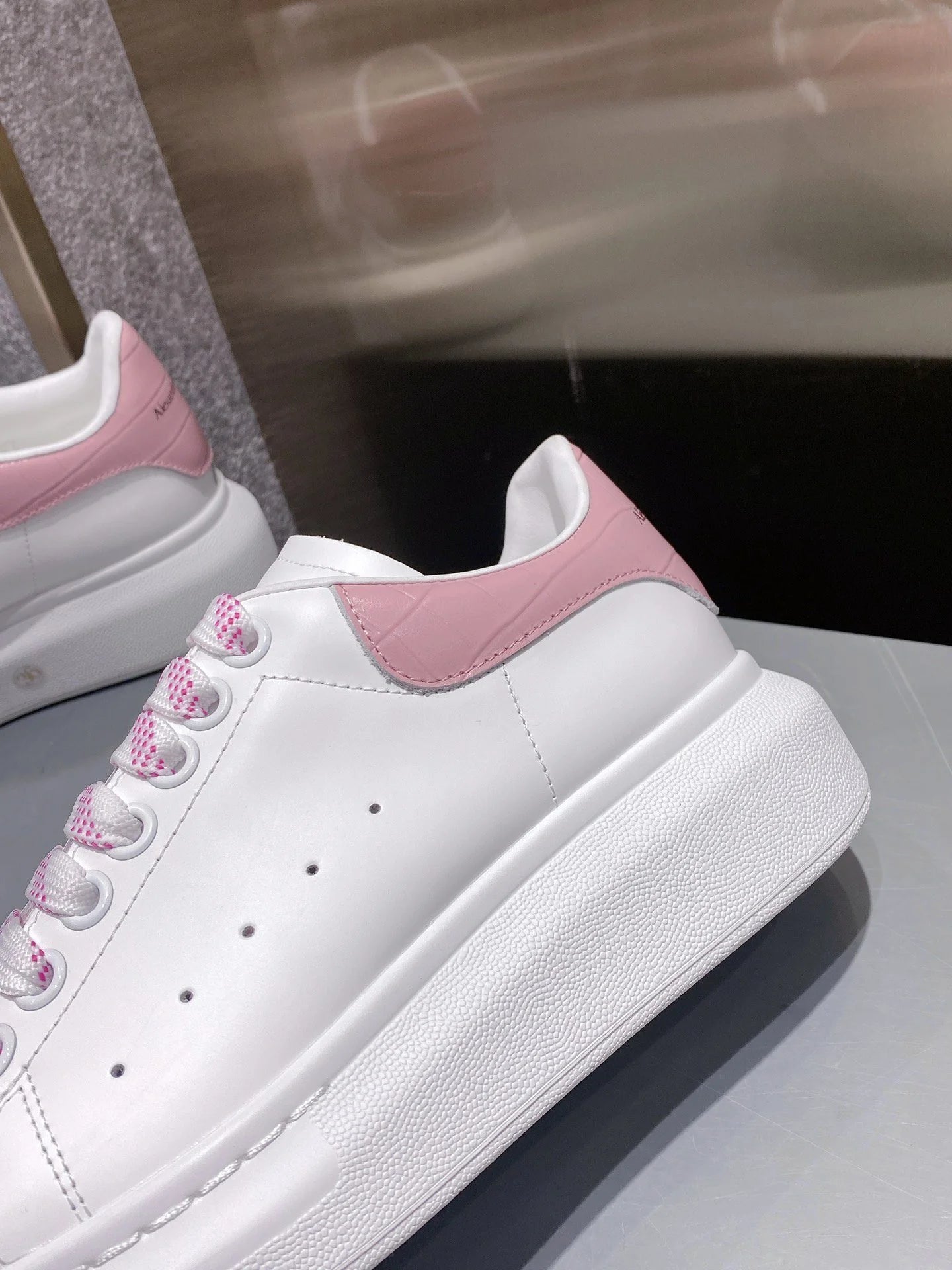 MCQUEEN SNEAKER
