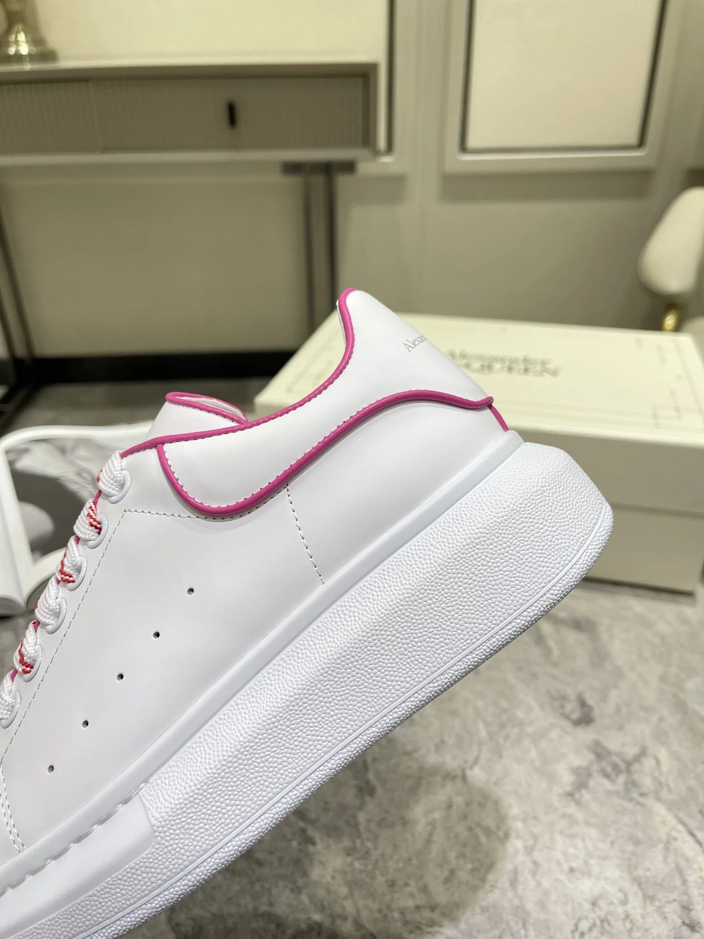 MCQUEEN SNEAKER