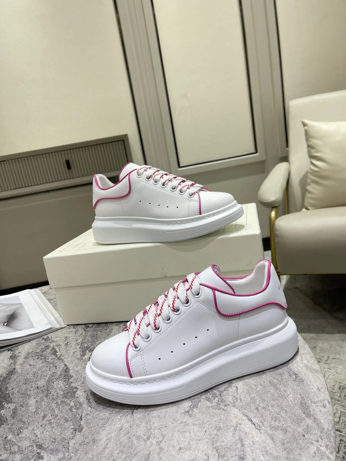 MCQUEEN SNEAKER