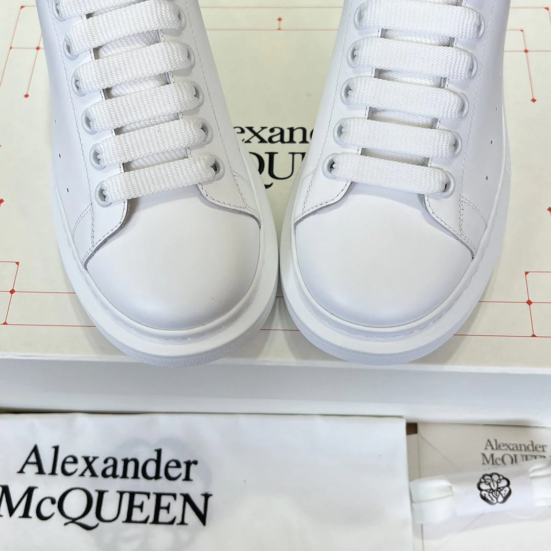 McQUEEN SNEAKER
