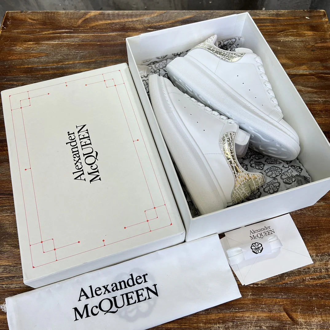 McQUEEN SNEAKER