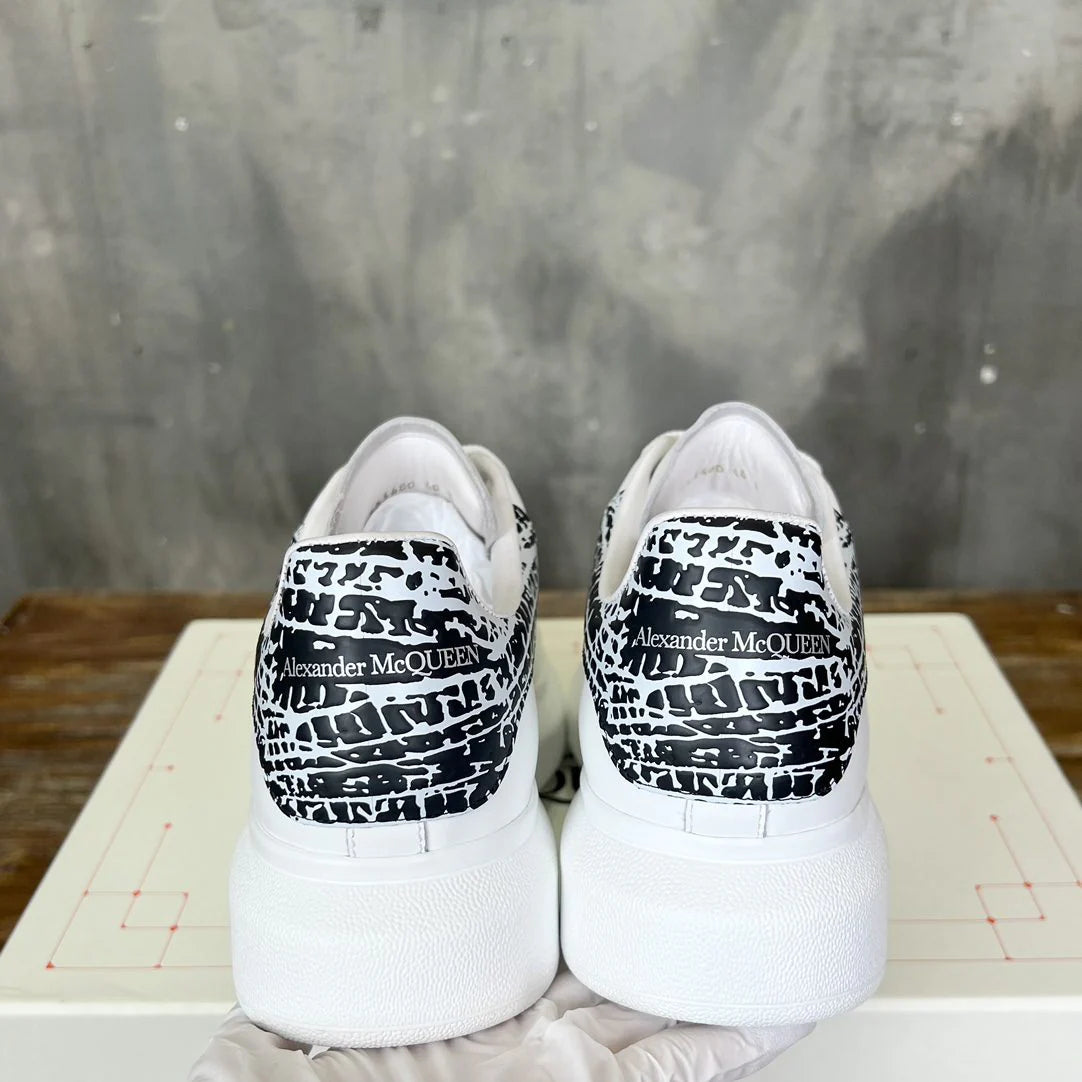 McQUEEN SNEAKER