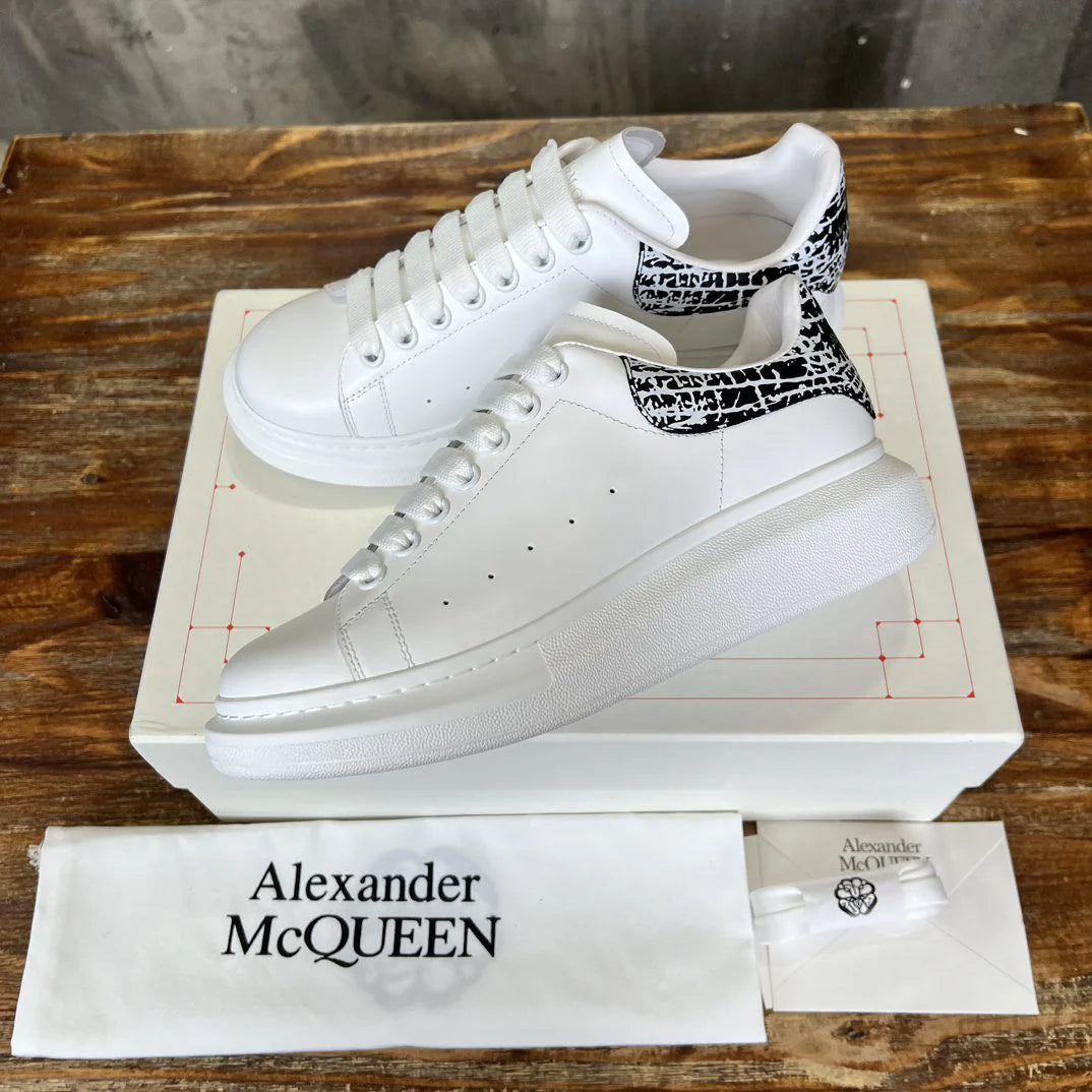 McQUEEN SNEAKER