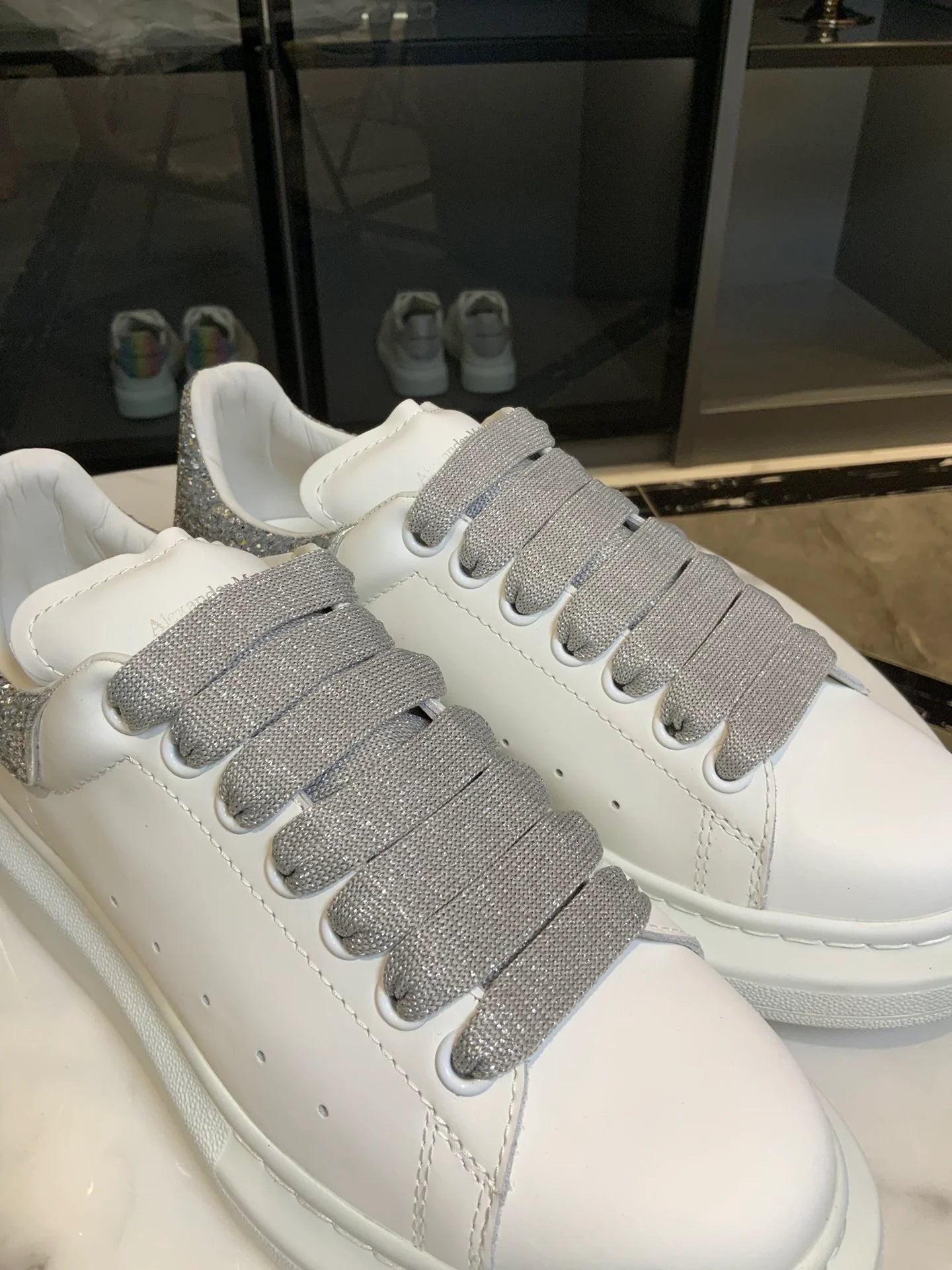 MCQUEEN SNEAKER