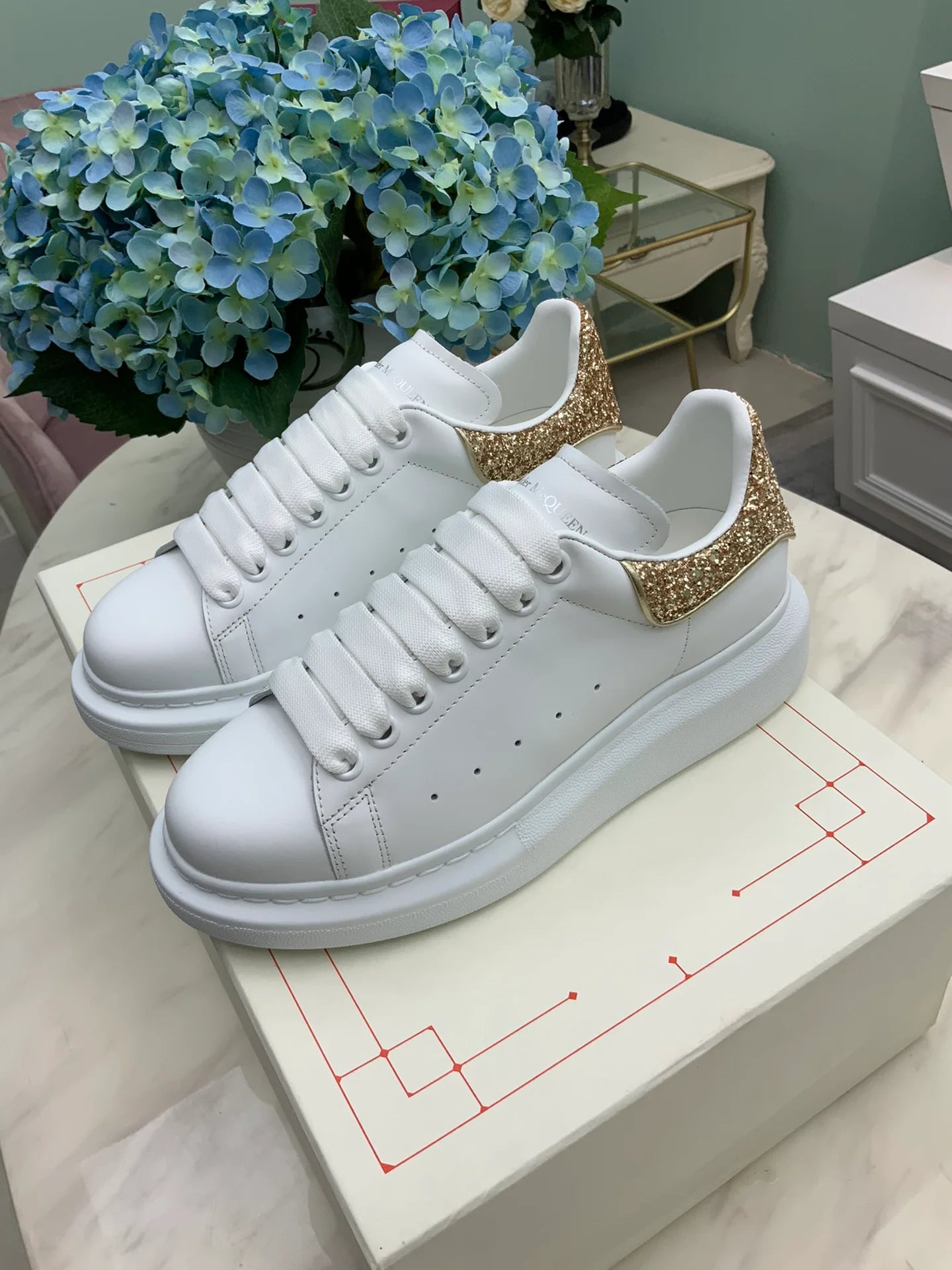 MCQUEEN SNEAKER