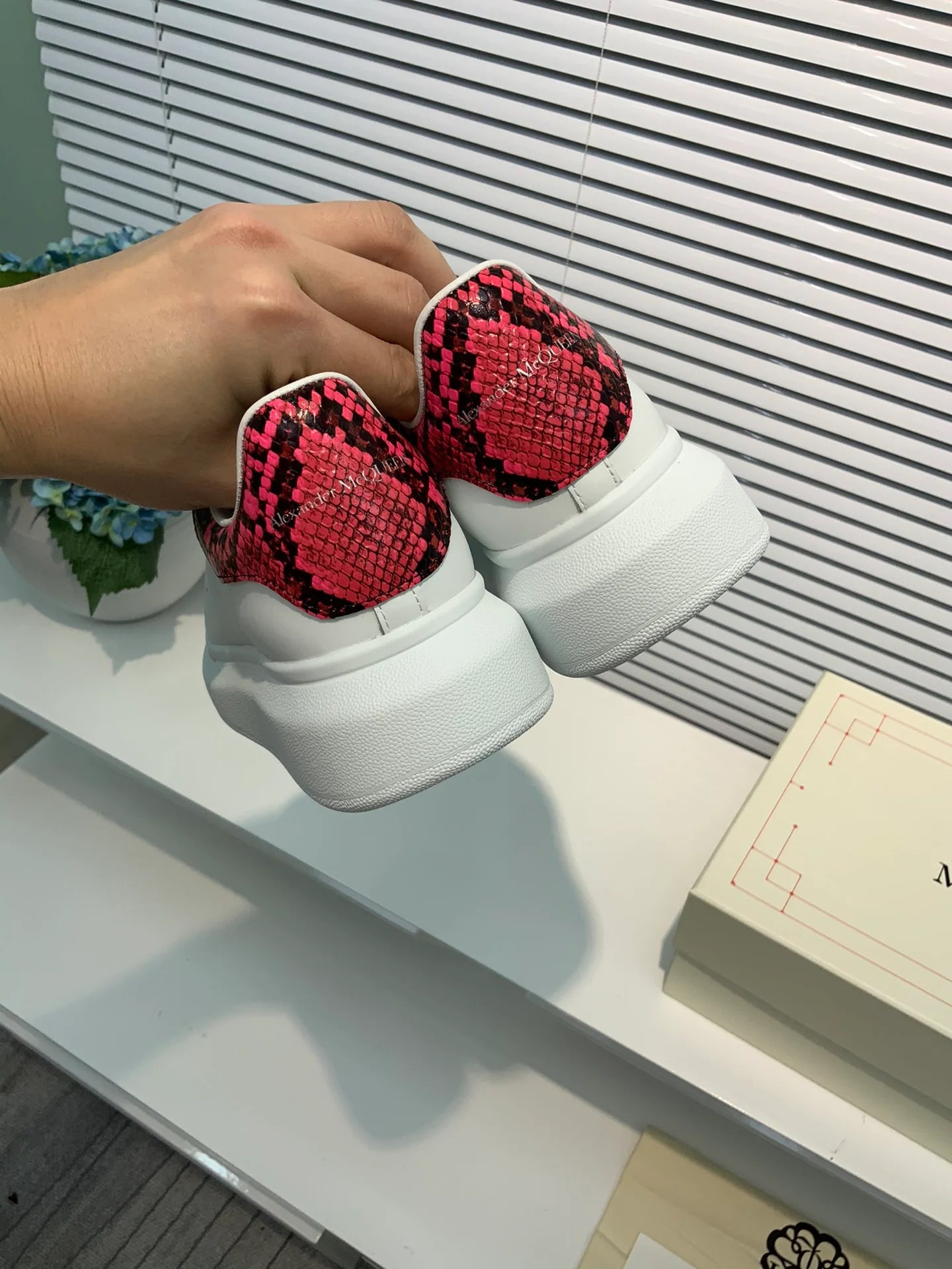MCQUEEN SNEAKER