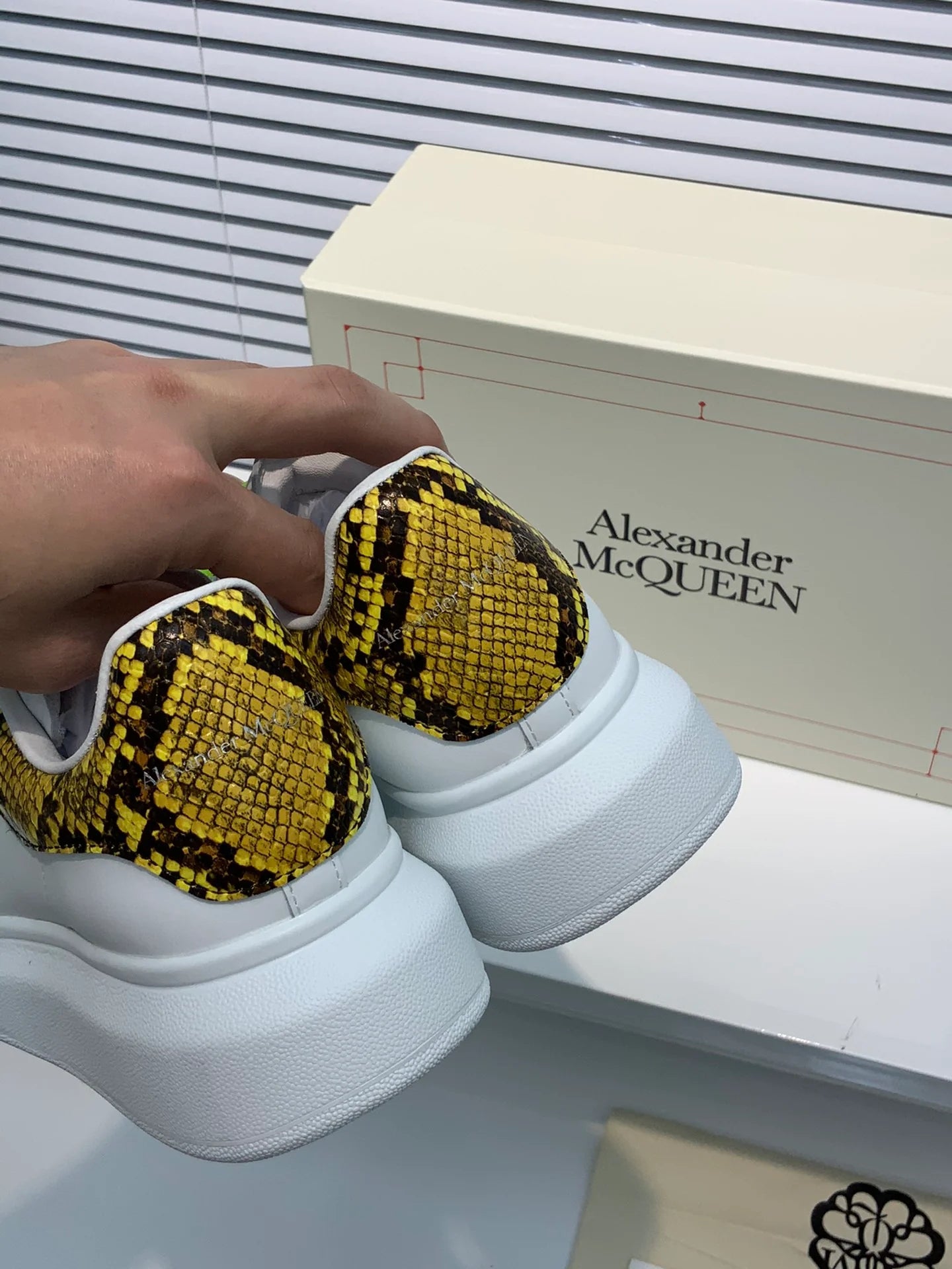 MCQUEEN SNEAKER