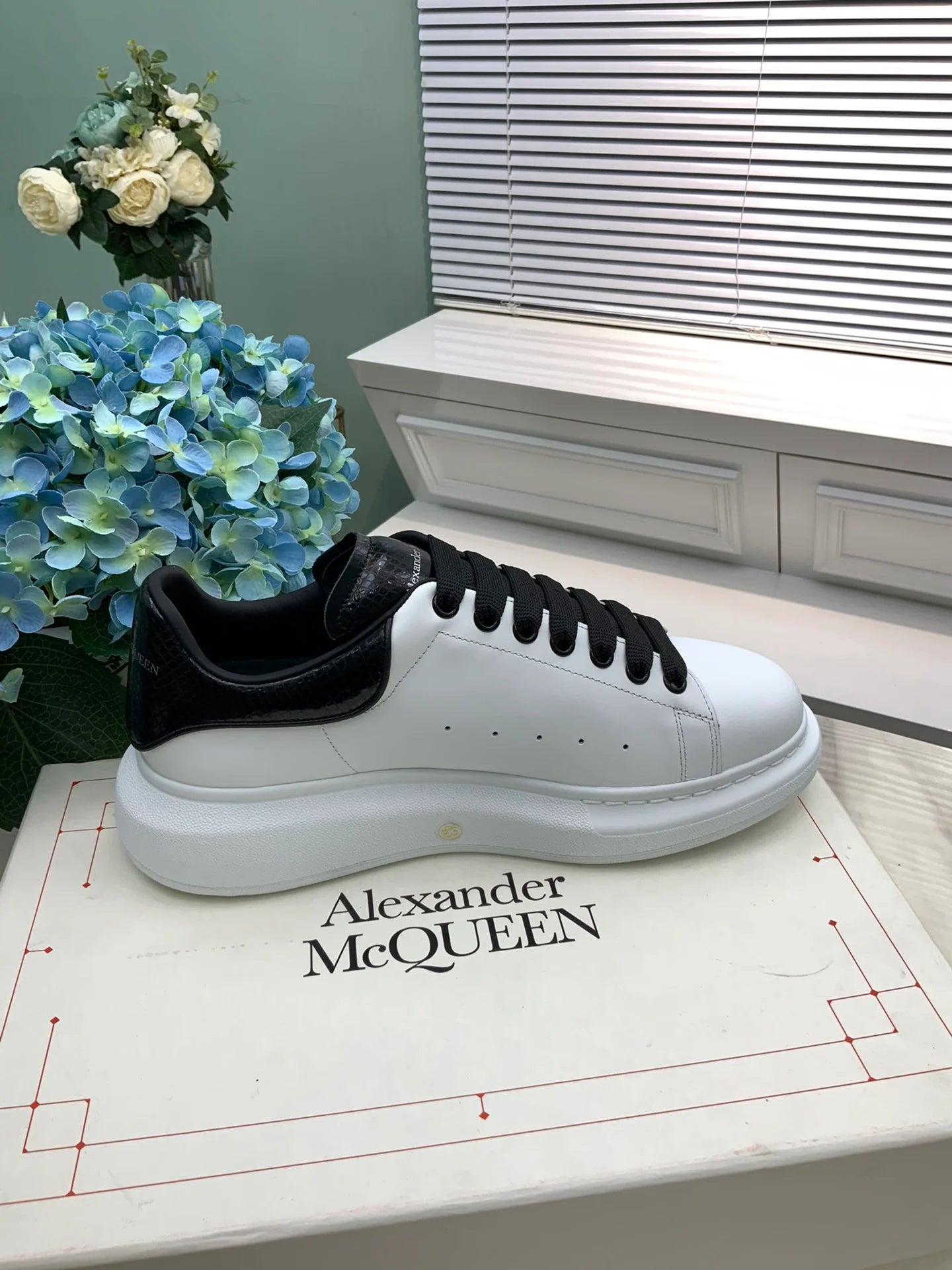 MCQUEEN SNEAKER