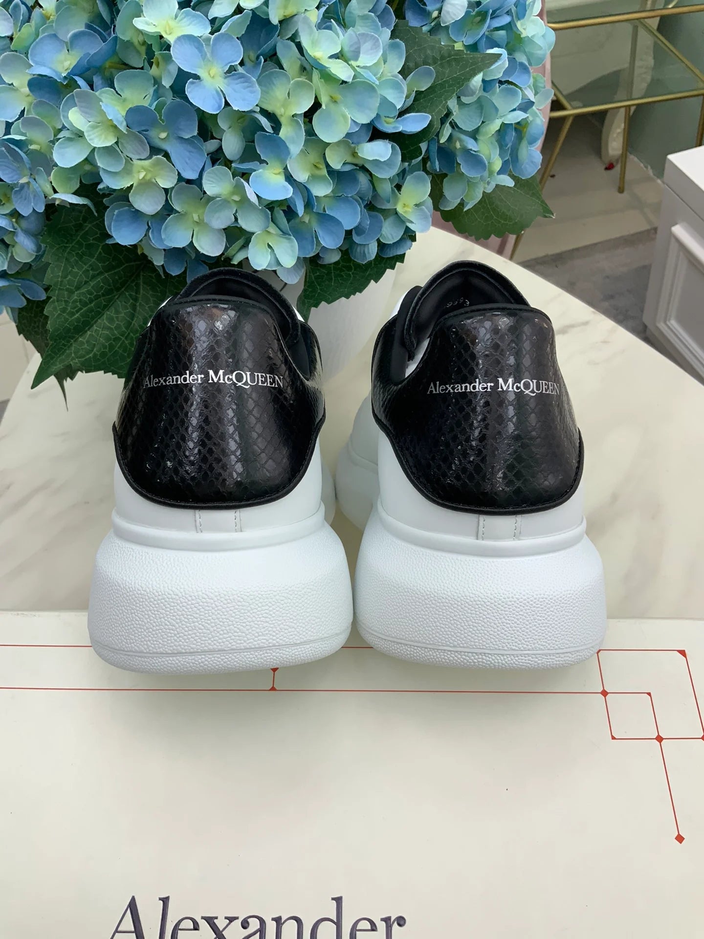 MCQUEEN SNEAKER