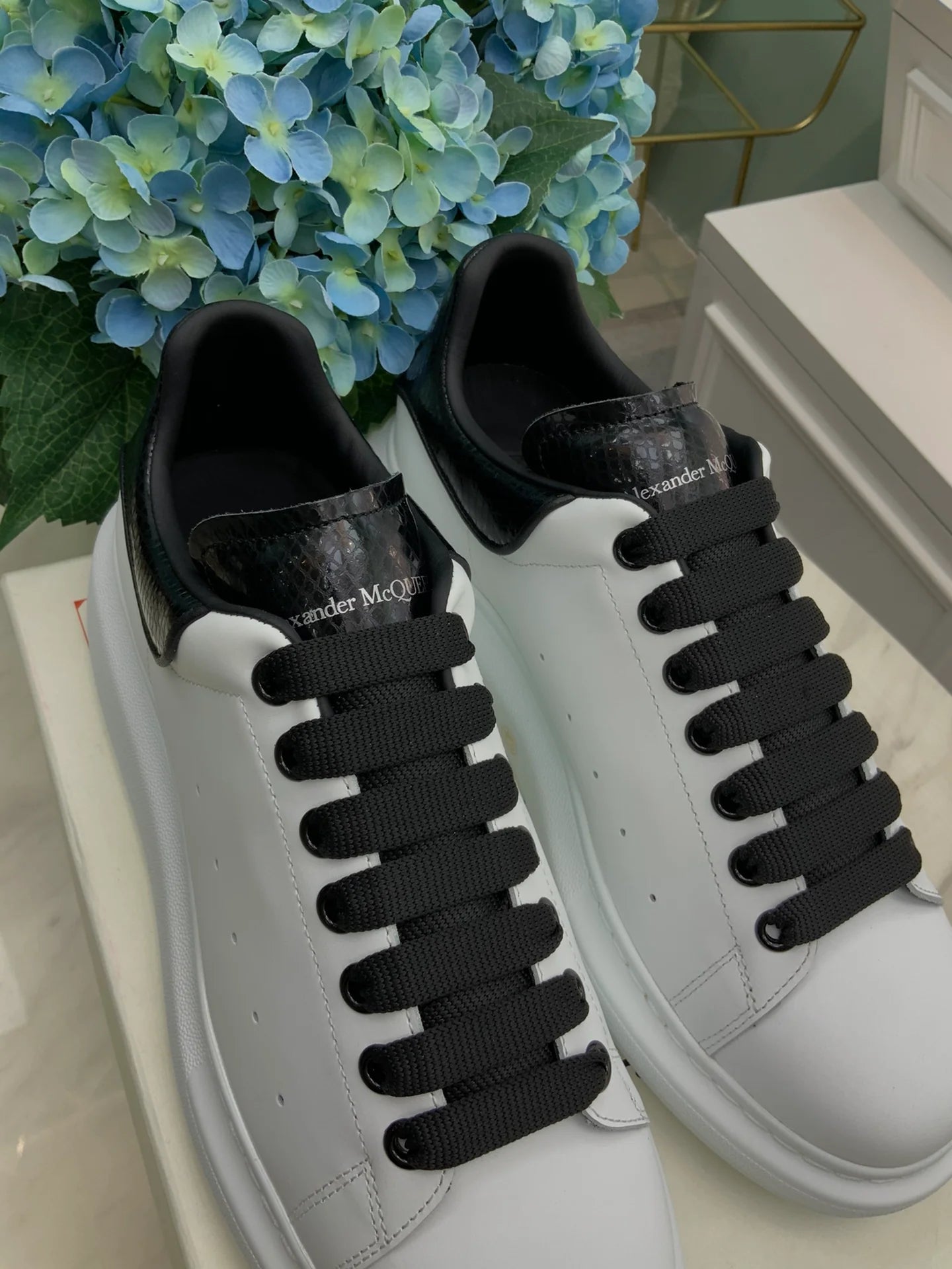 MCQUEEN SNEAKER