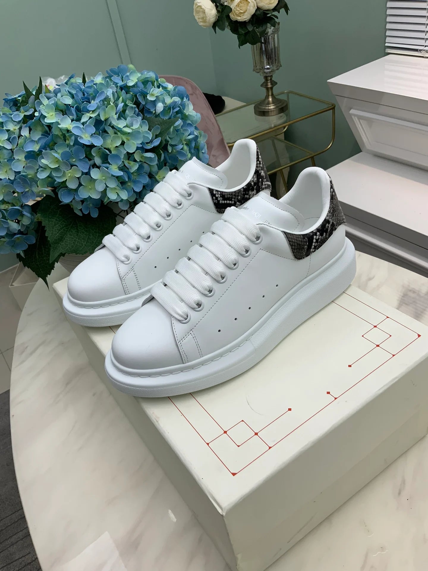 MCQUEEN SNEAKER