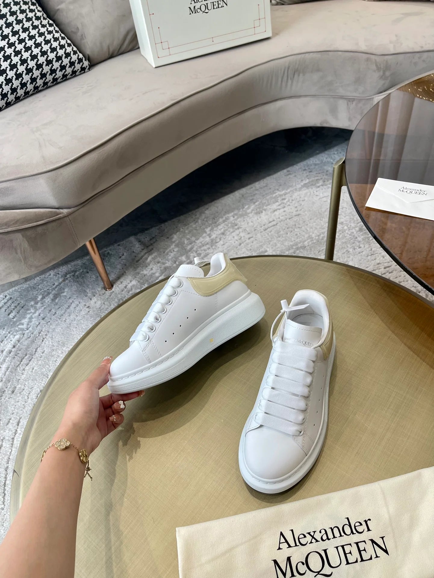 MCQUEEN SNEAKER