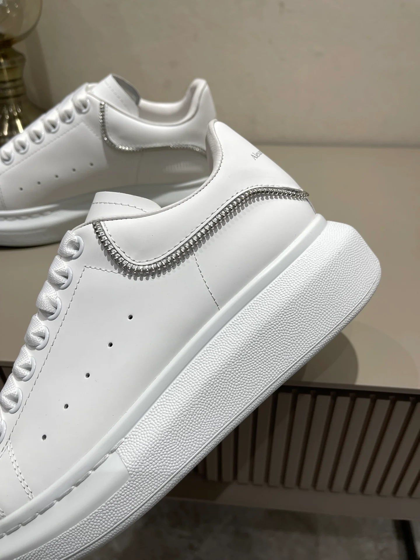 MCQUEEN SNEAKER