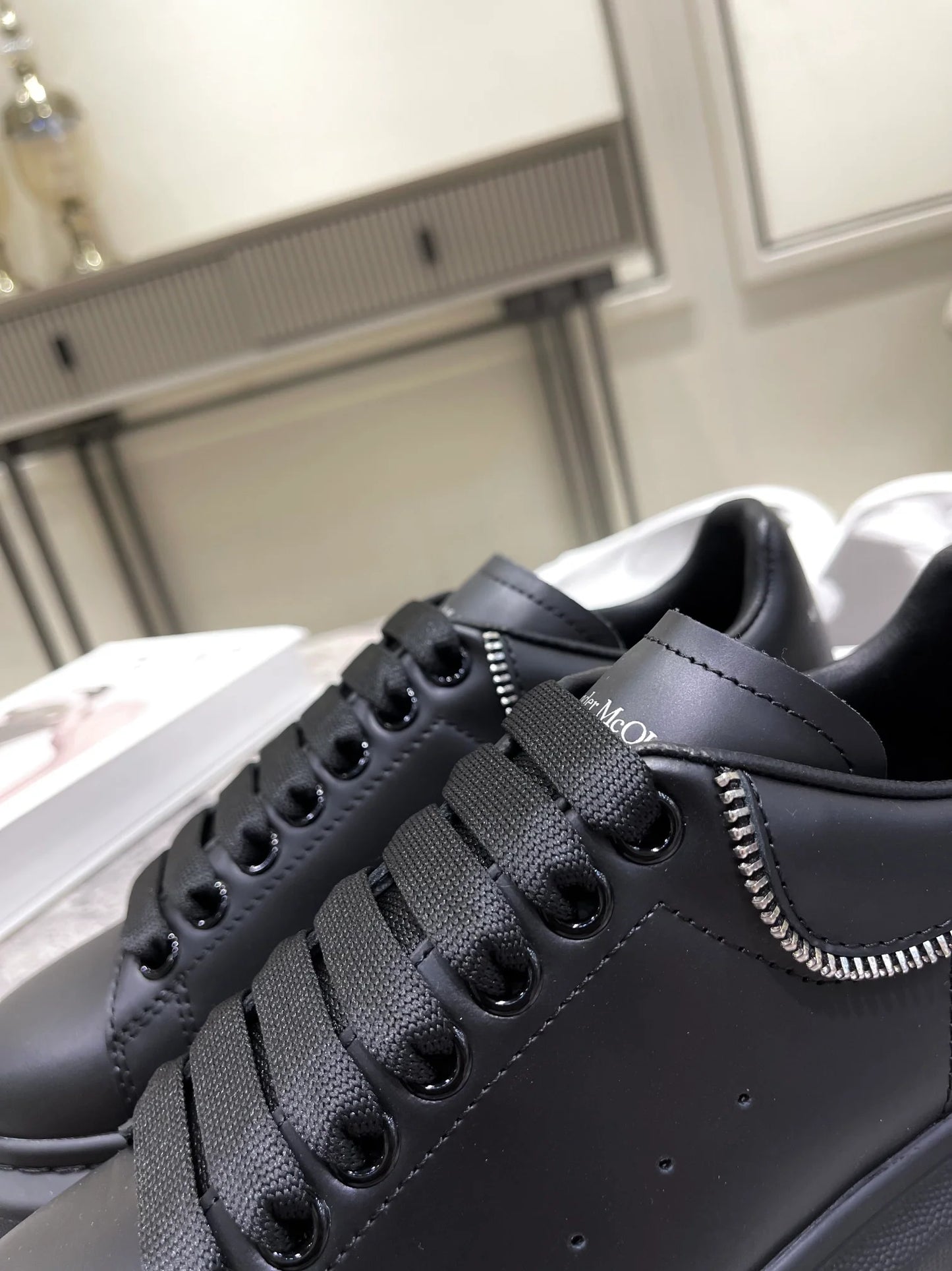 MCQUEEN SNEAKER
