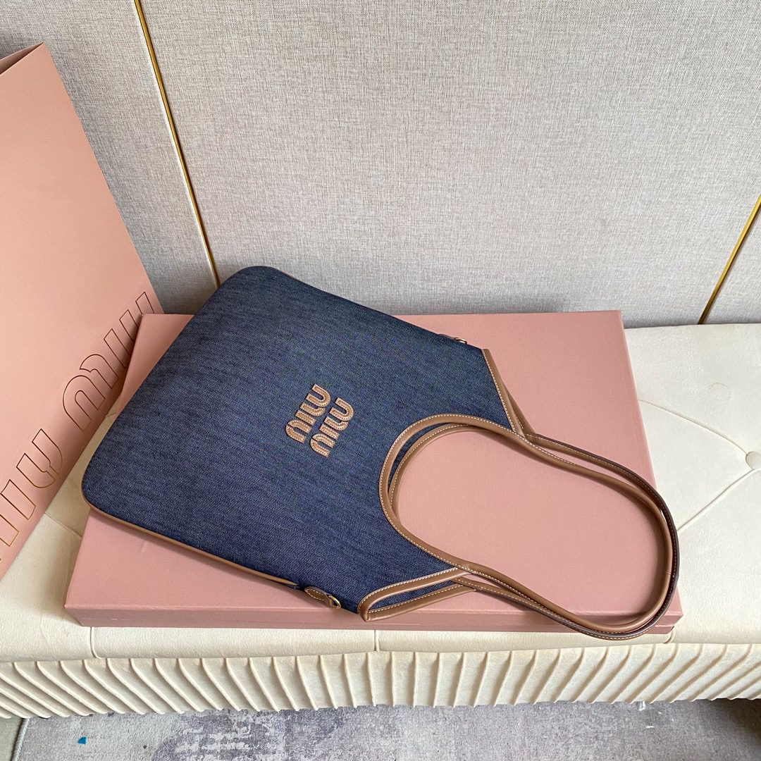 MIU MIU BAG