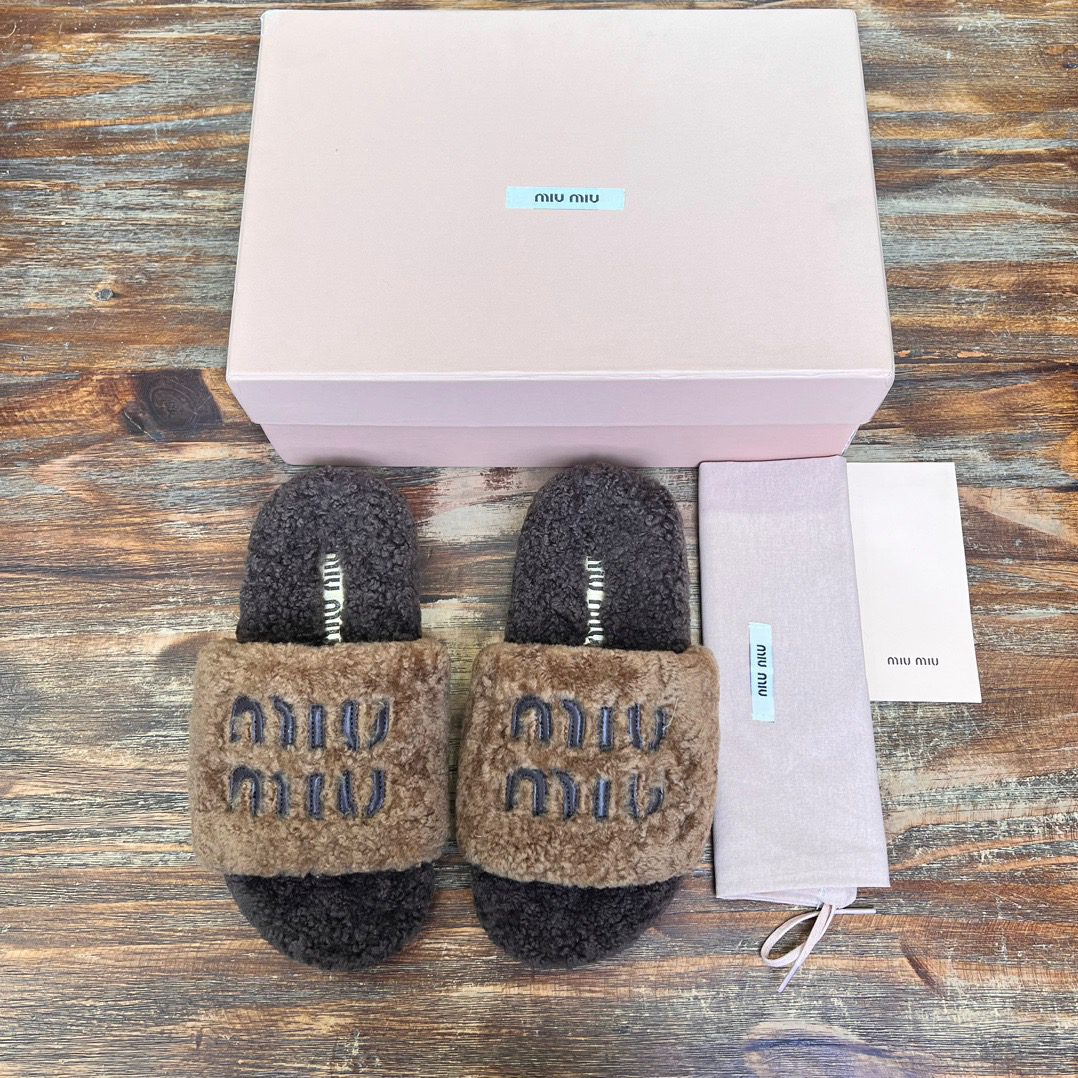 MIU MIU SANDAL