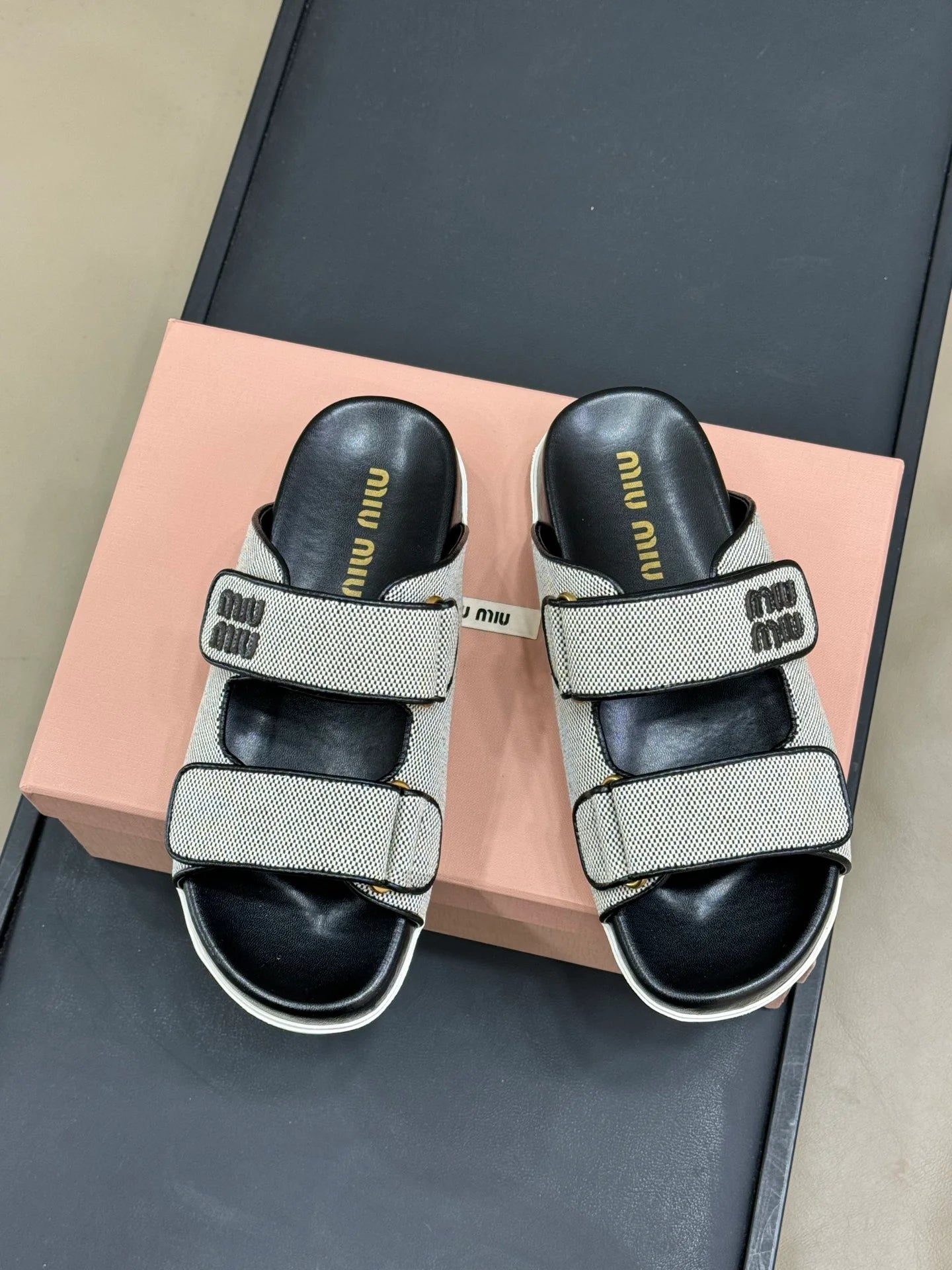 MIU MIU SANDAL