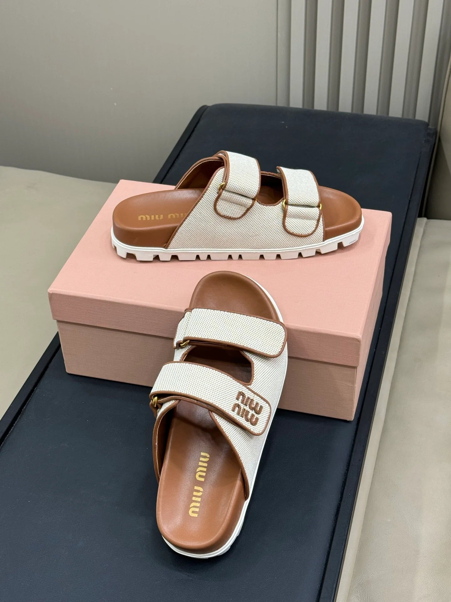 MIU MIU SANDAL