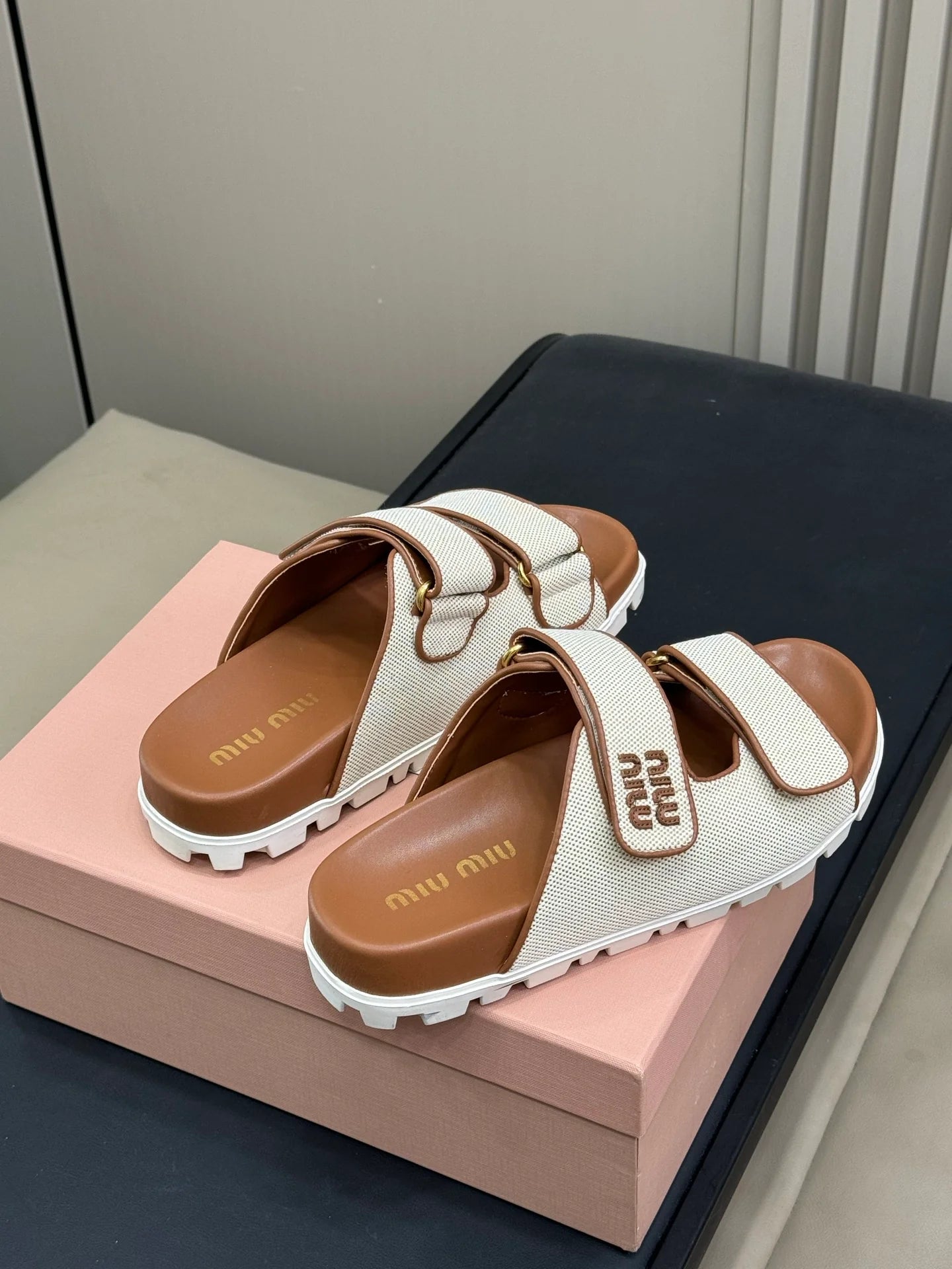 MIU MIU SANDAL