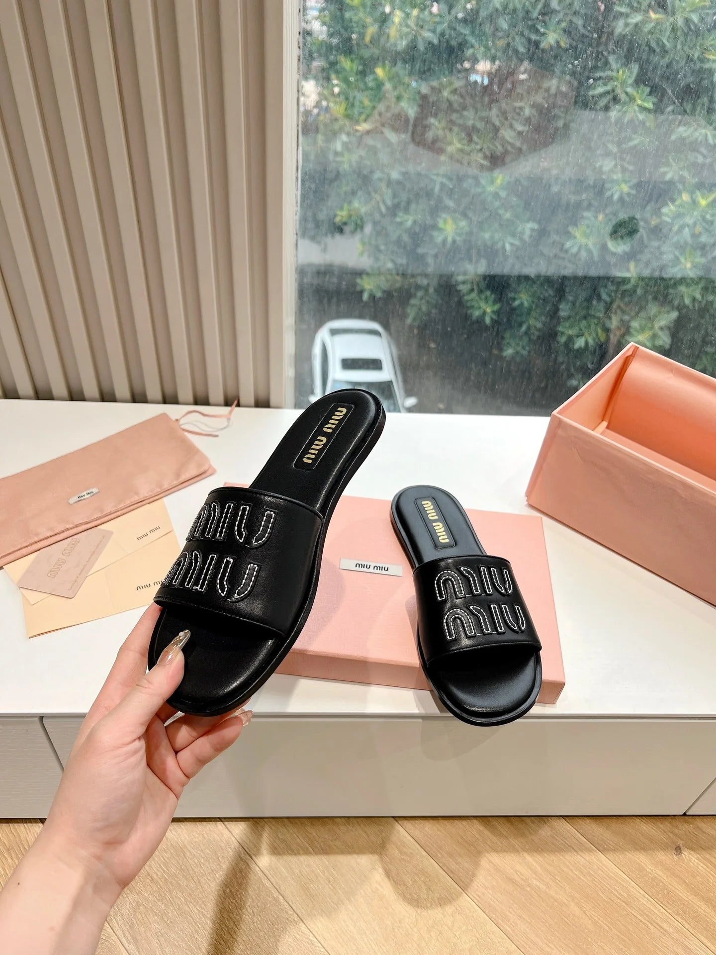 MIU MIU SANDAL
