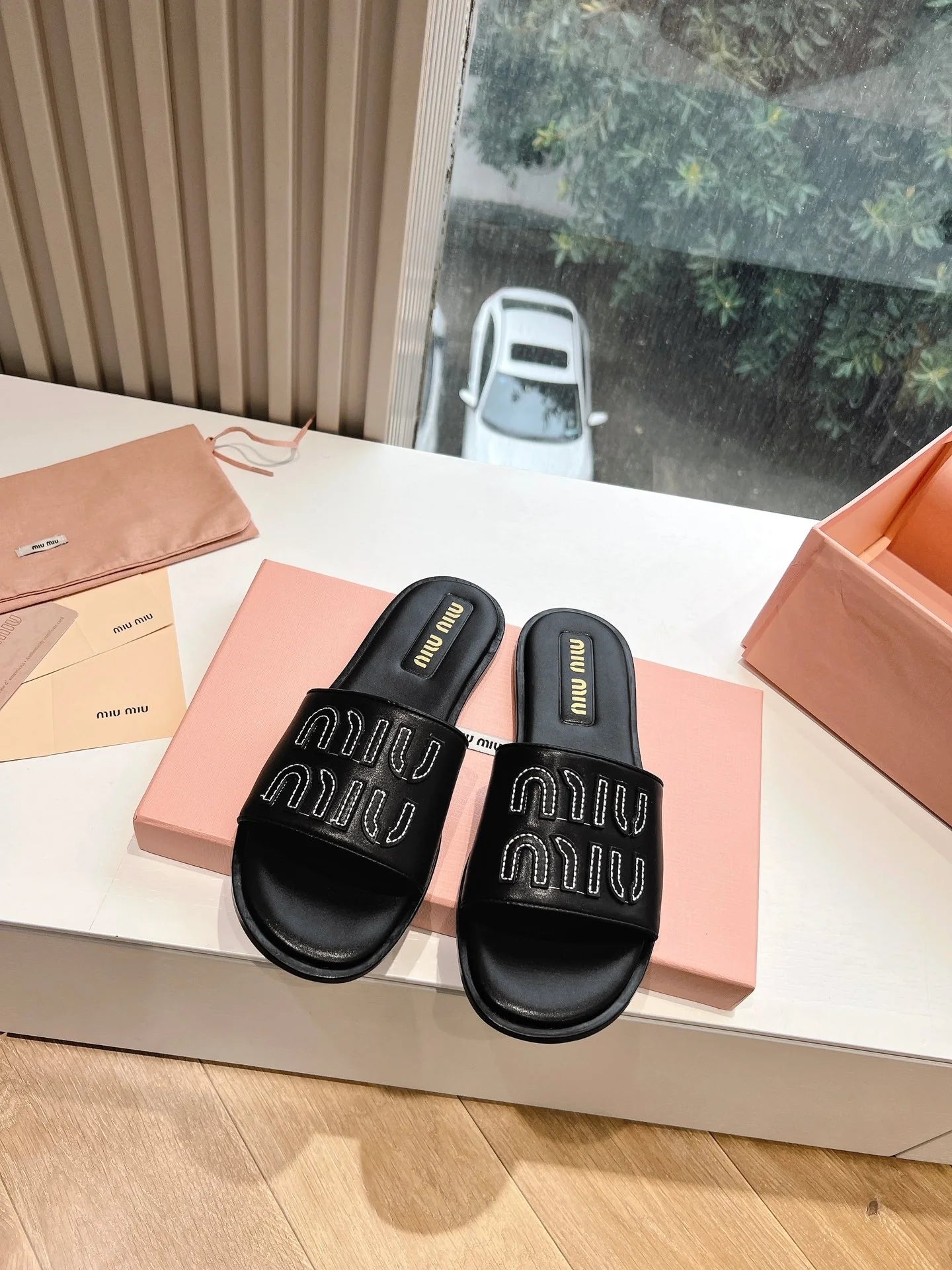MIU MIU SANDAL